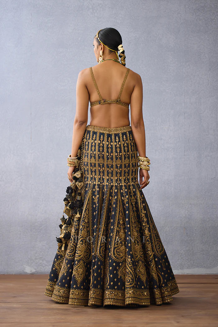 Bhadra Nalika Lehenga Set