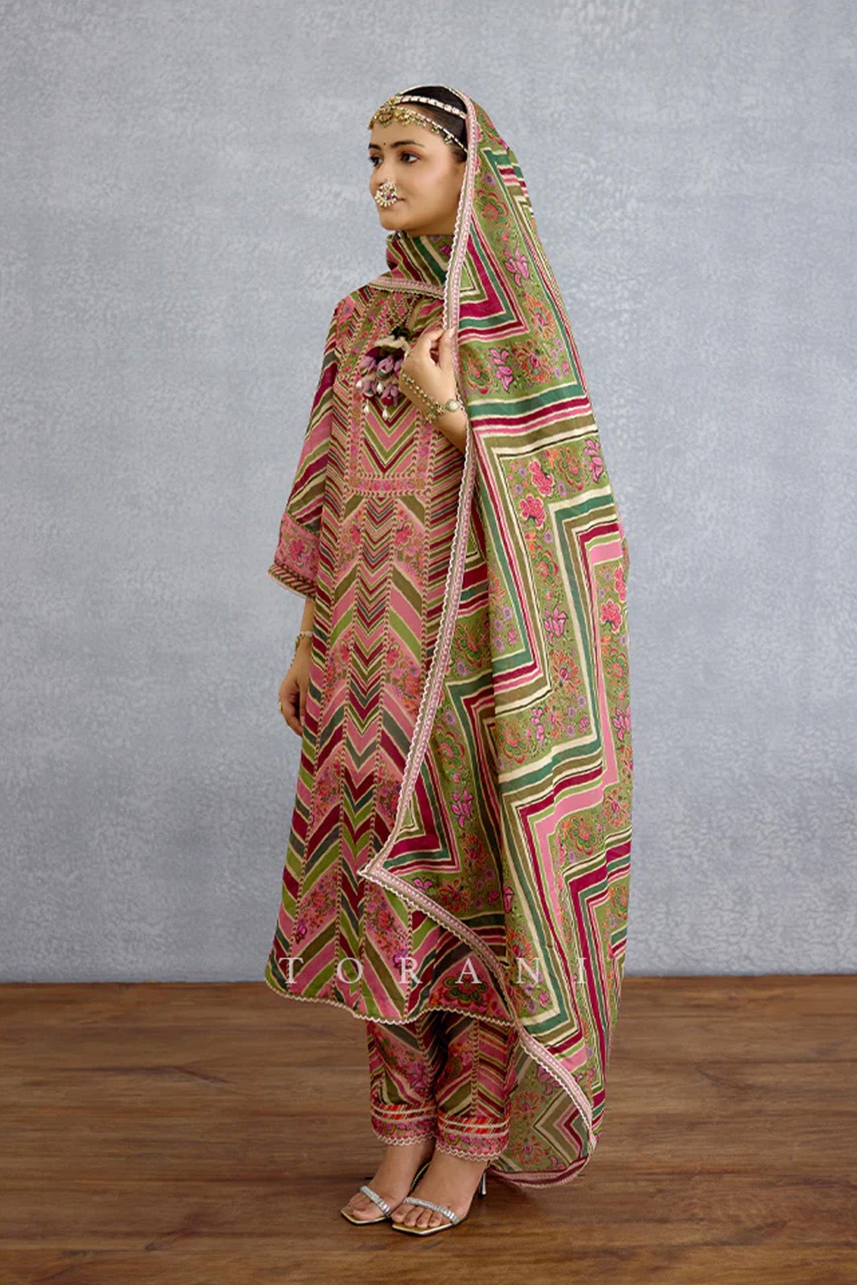 Pankaja Asthika Kurta Set