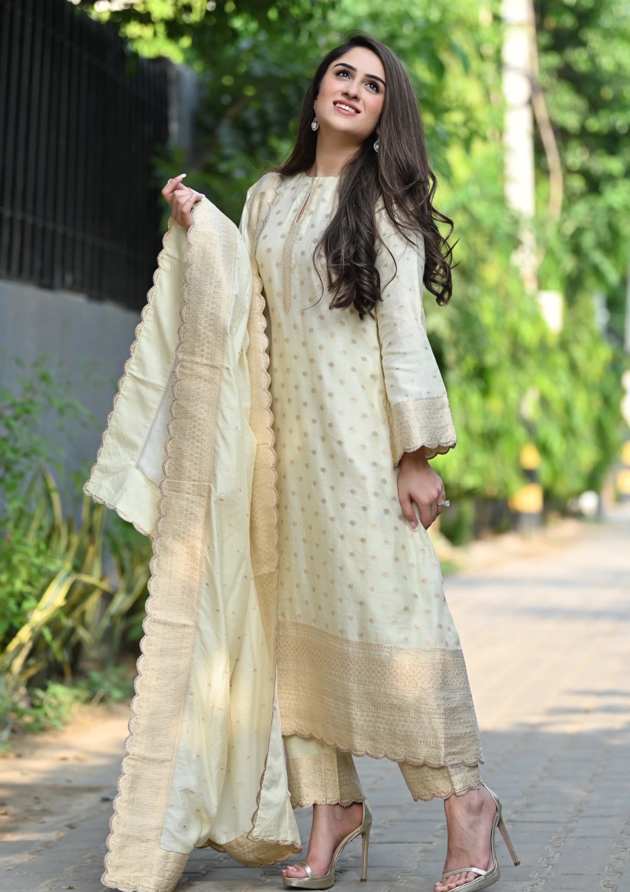 THE NAMEH SCALLOPED SUIT