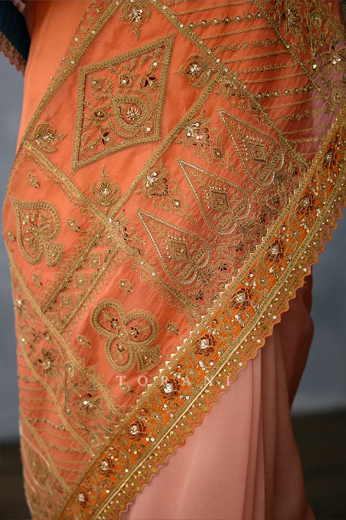 Gerua Keshavi Saree