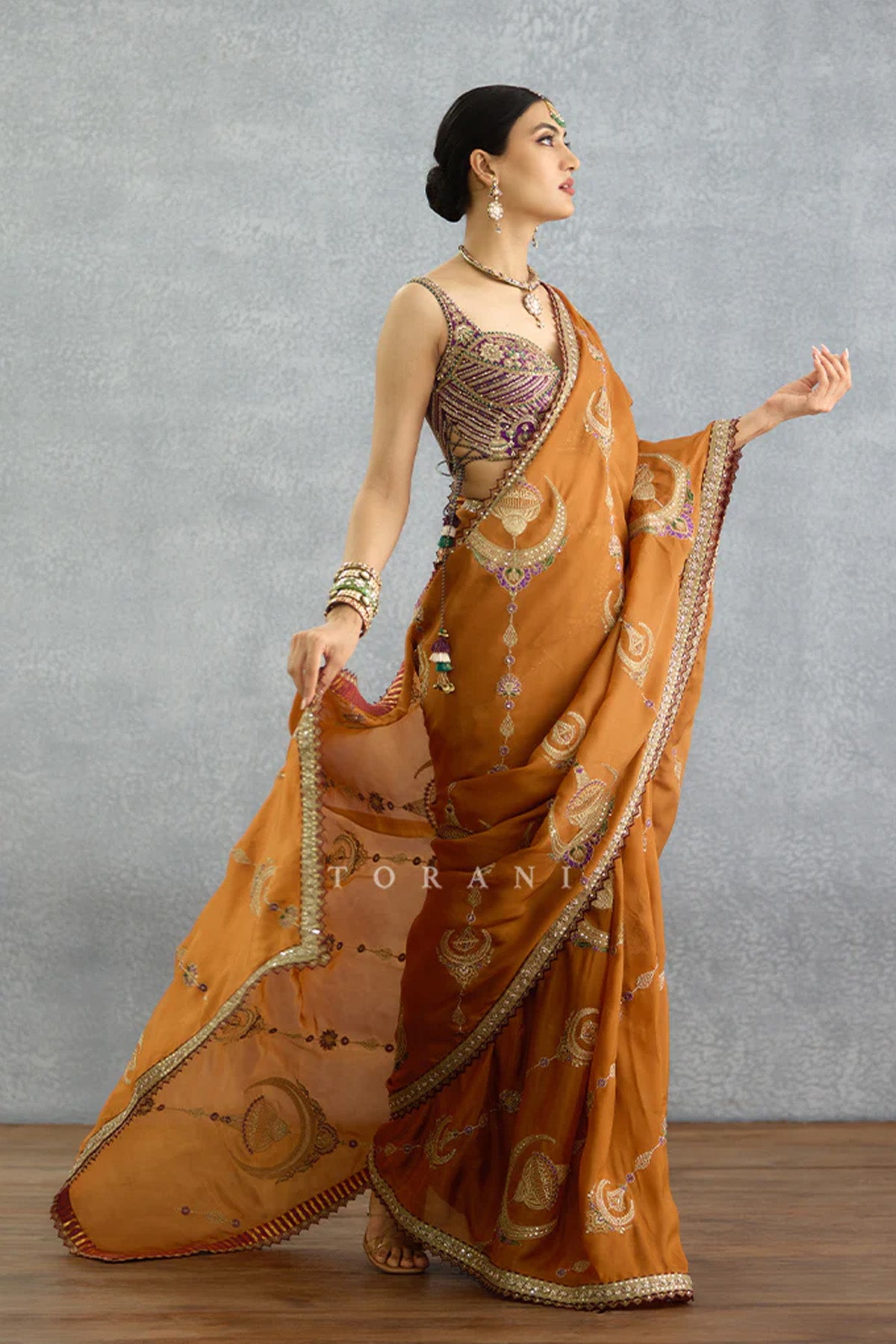 Nuraan Rangsaaz Omaira Saree Set