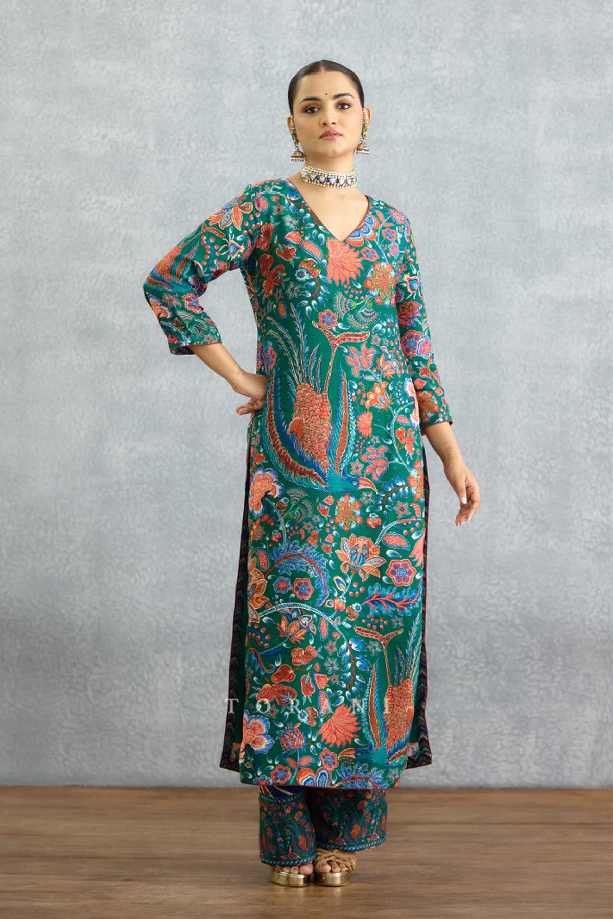 Mayurakshi Writu Tanuja Kurta Set