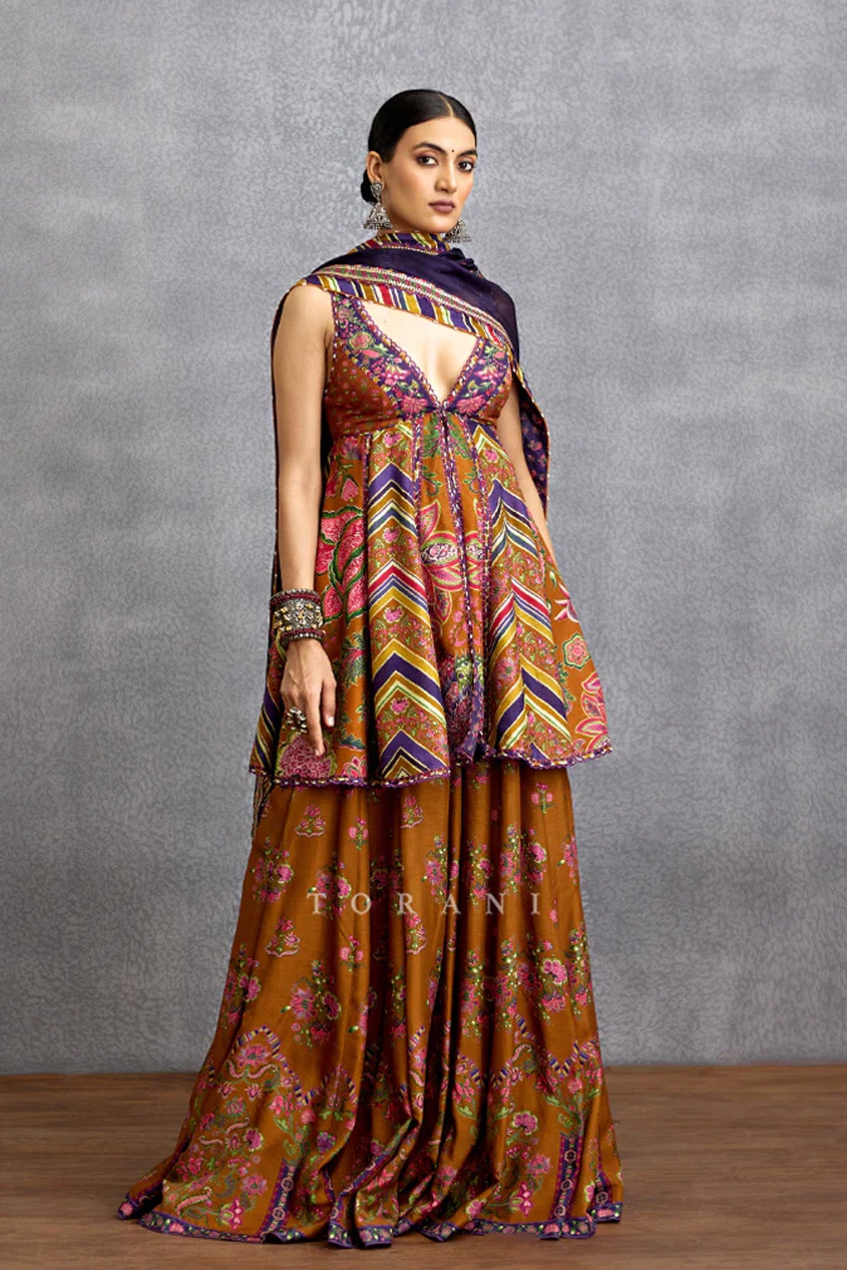 Komudika Charu Sharara Set