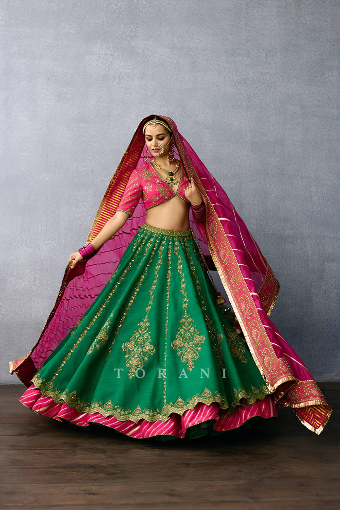 Mayuri Srisa Lehenga Set