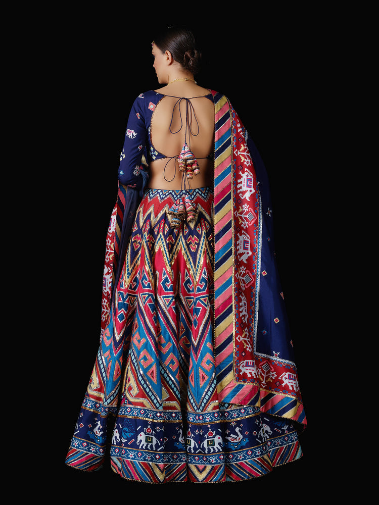 Naubahar Lehenga