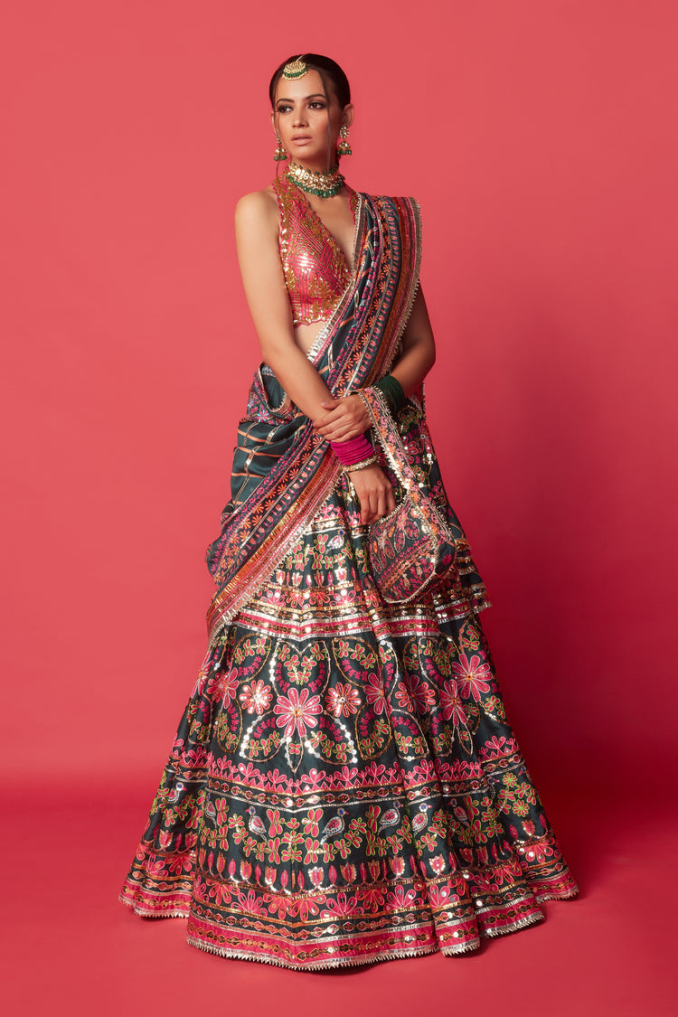 Kainaat Lehenga Set