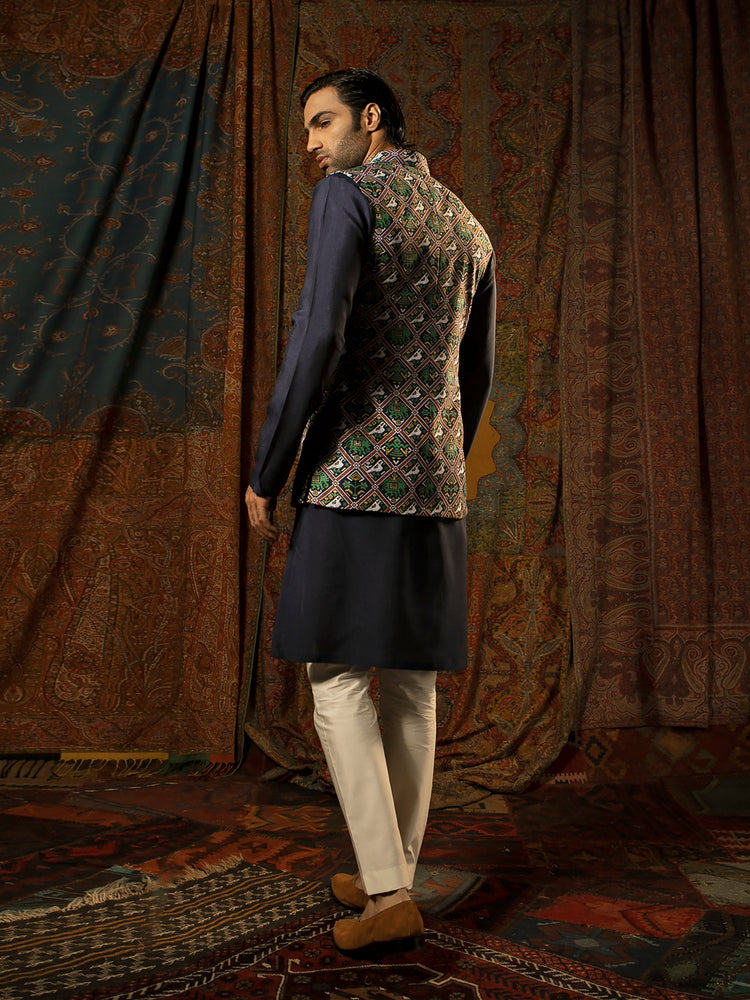 Patolu Bandhi, Kurta &amp; Pant Set