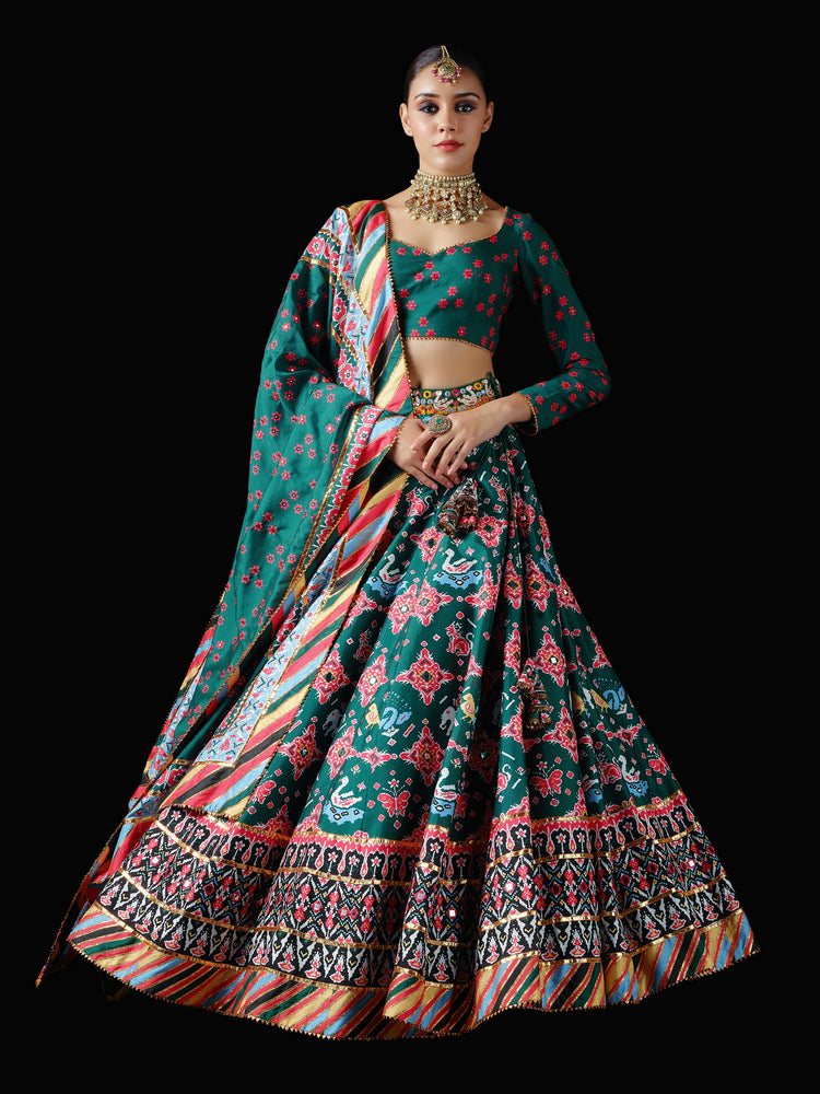 Popat Kunjar Lehenga