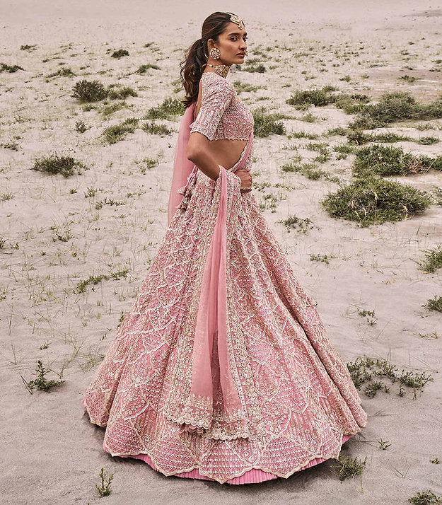 Mauna Lehenga Set