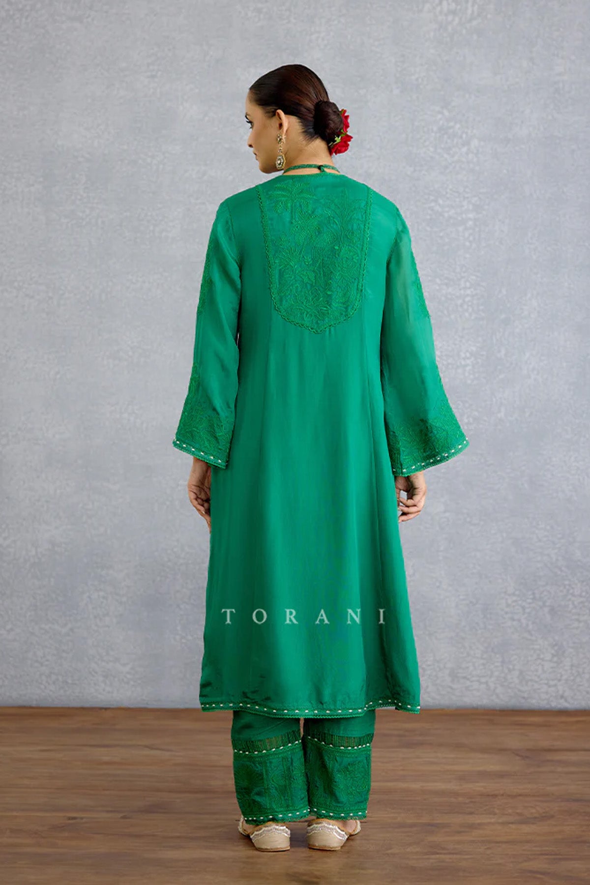 Pranabha Deba Priya Kurta Set