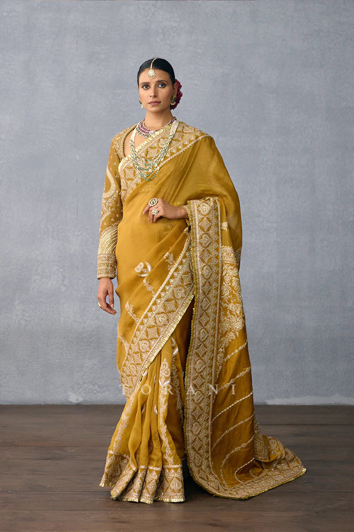 Mehre Mariam Saree