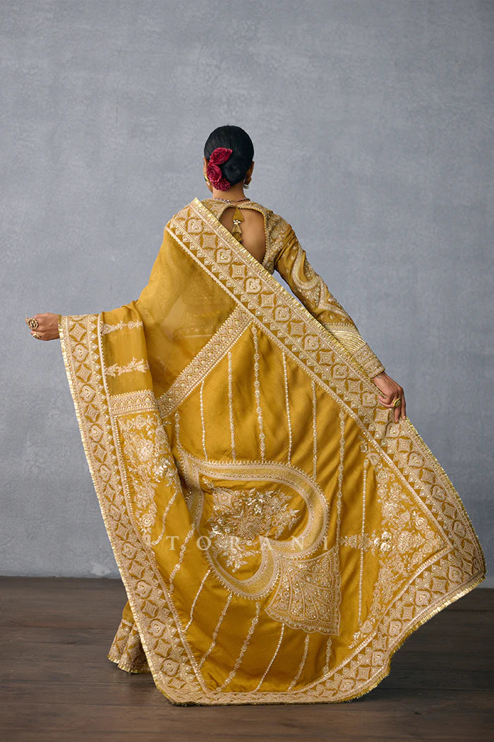 Mehre Mariam Saree