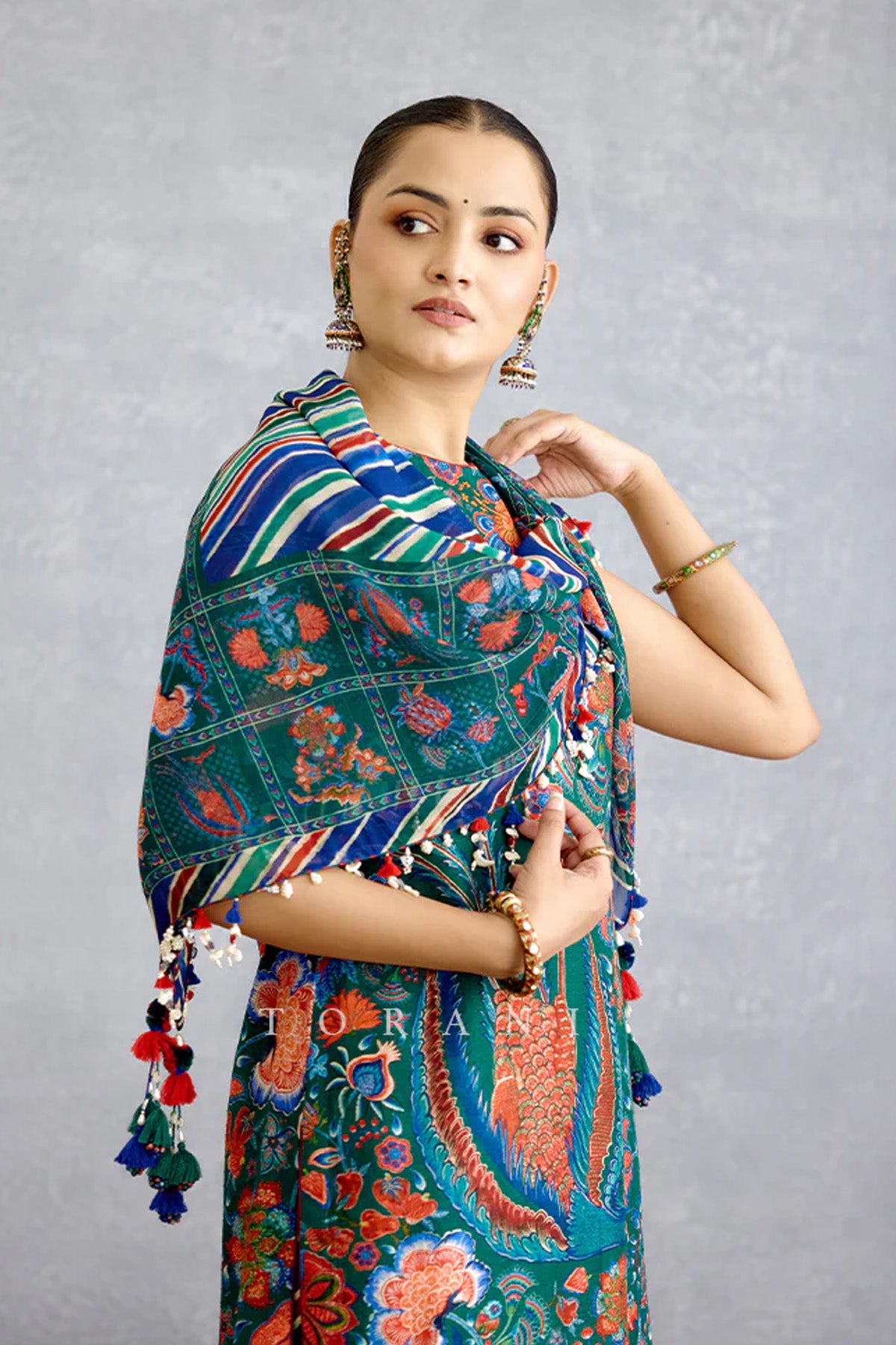 Mayurika Anura Scarf