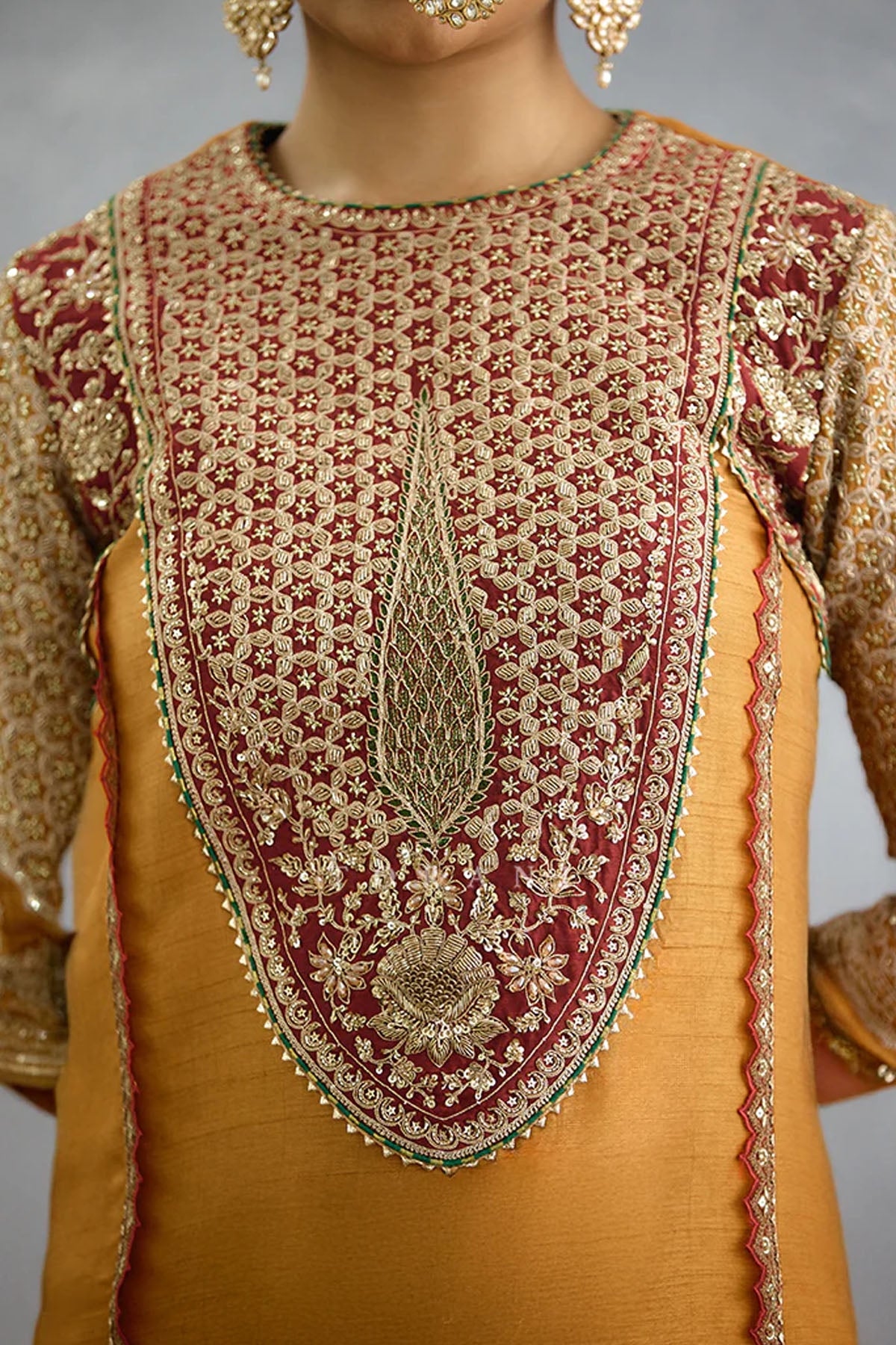 Rangnoor Izra Kurta Set