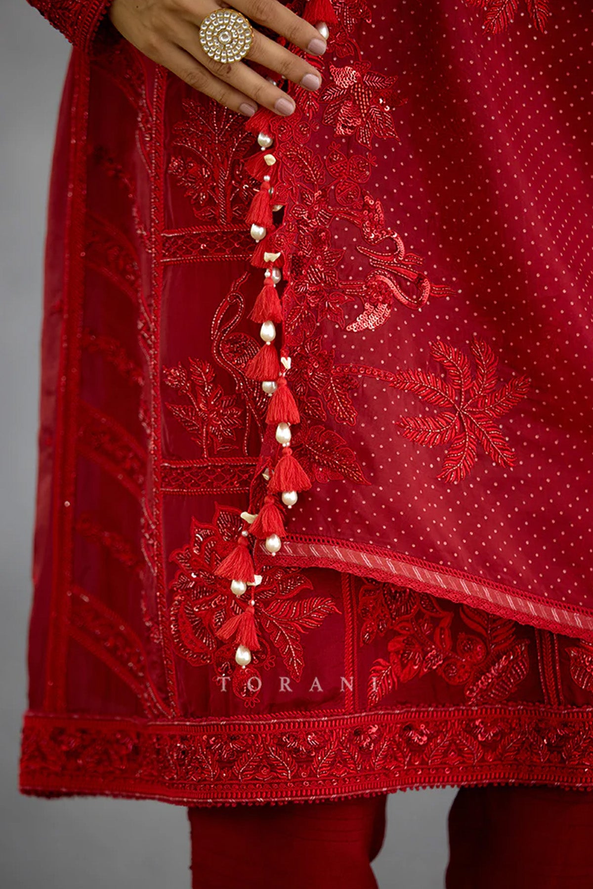 Surkh Samrina Kurta Set