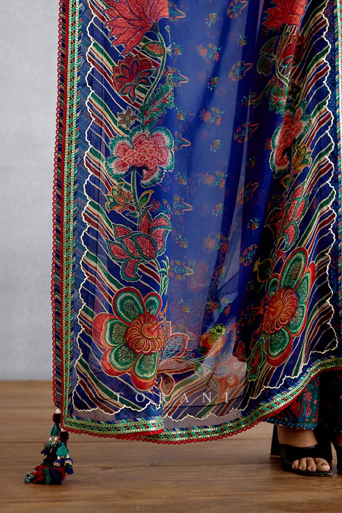 Mayurika Tanuja Kurta Set