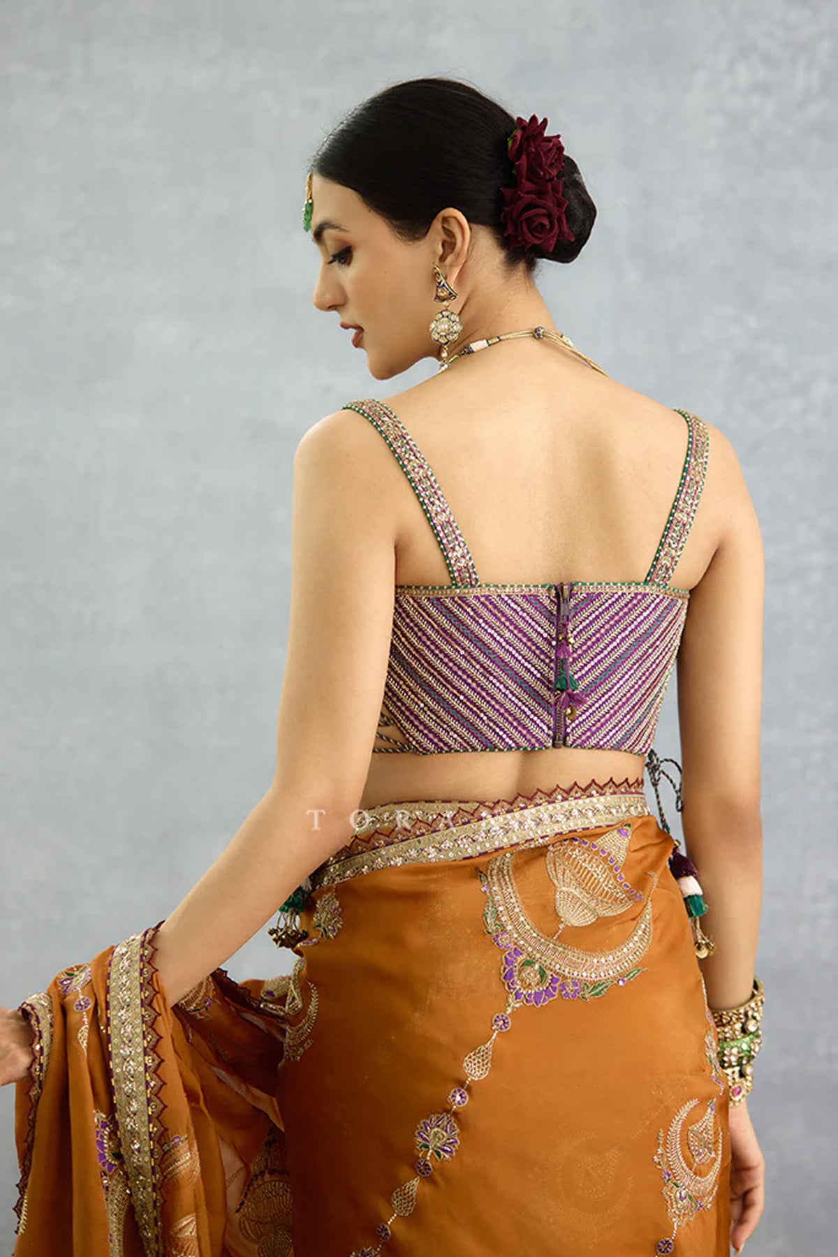Nuraan Rangsaaz Omaira Saree Set
