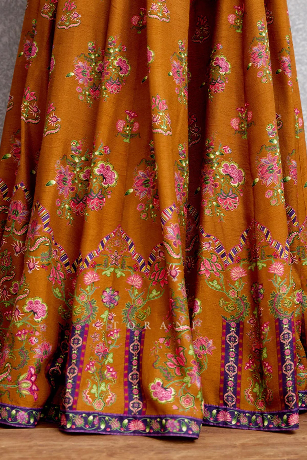 Komudika Charu Sharara Set