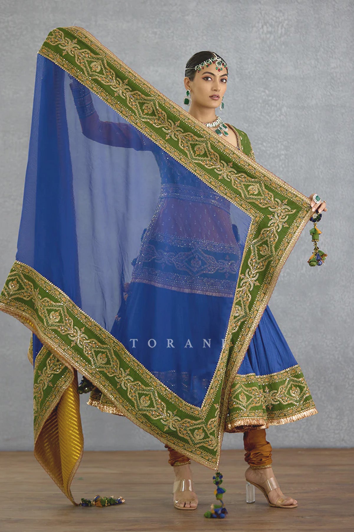 Hemrang Azraa Lehenga Set