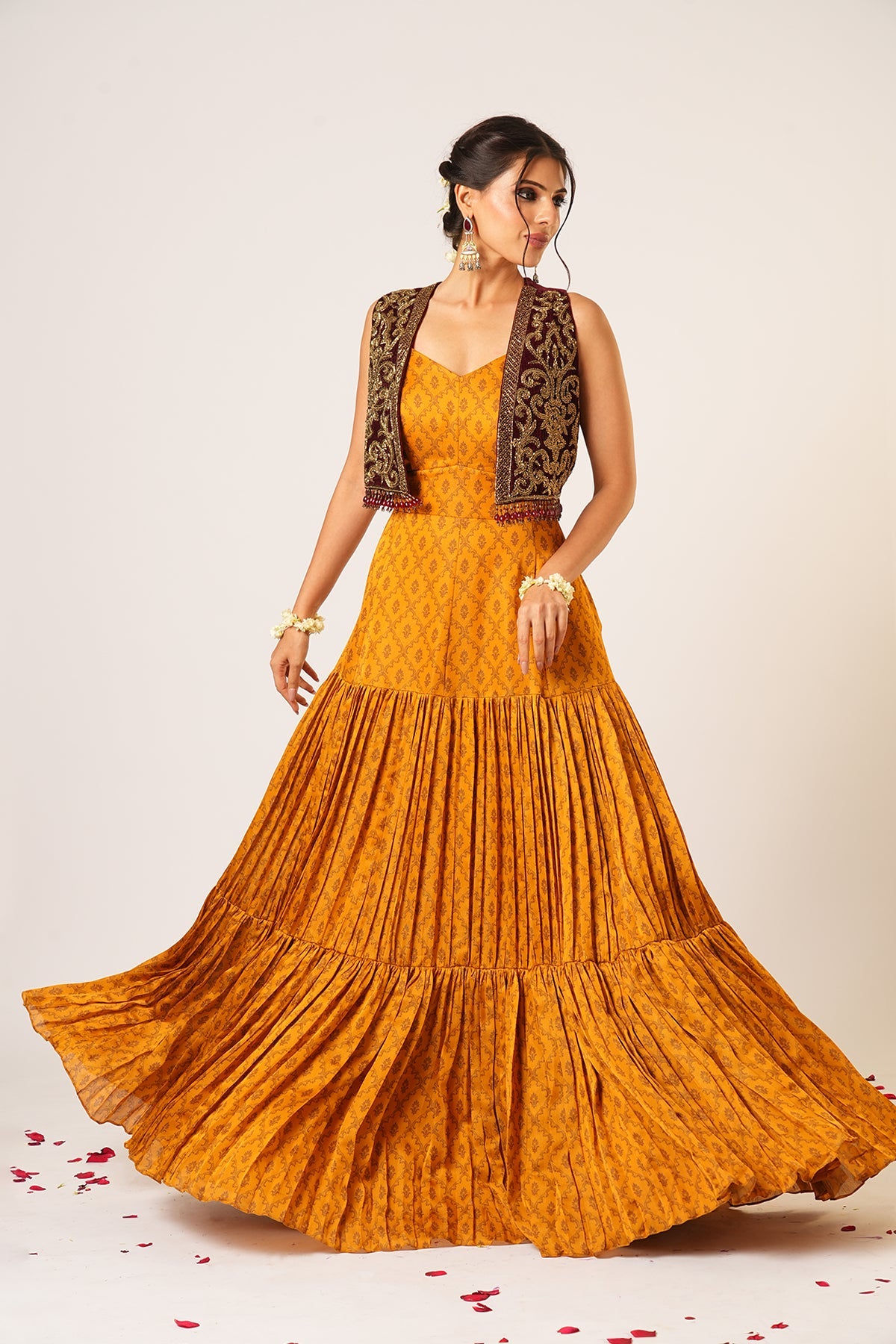 TARINI ANARKALI JACKET SET