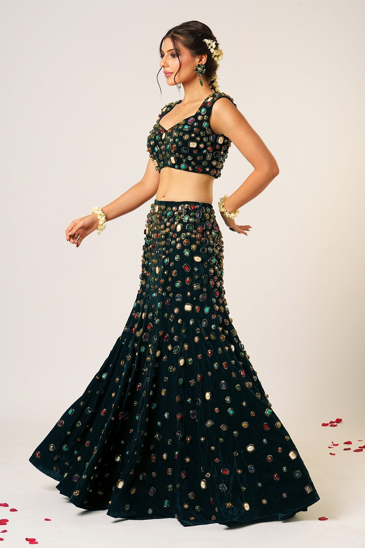 MAYA LEHENGA