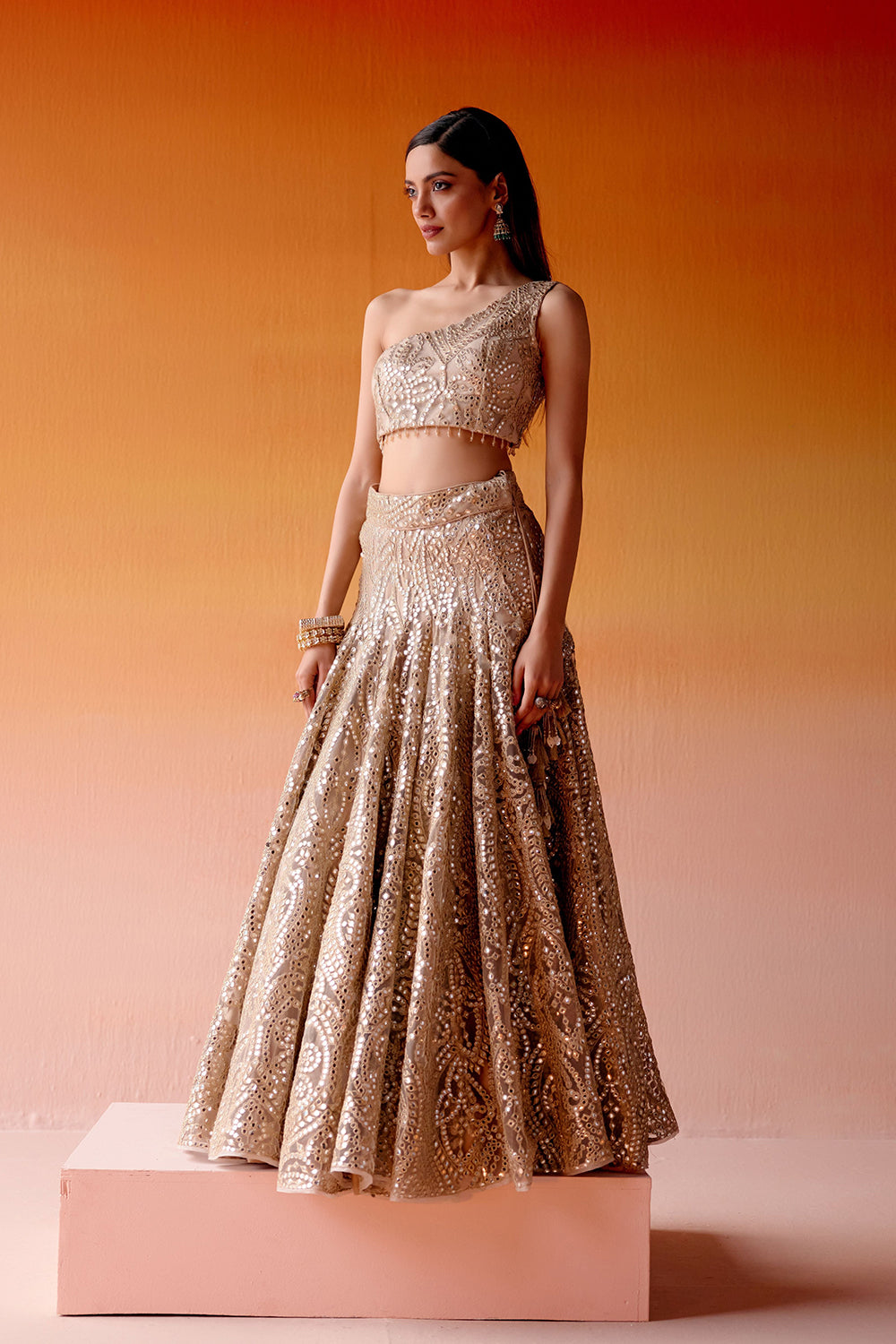 SLIM FIT LEHENGA SET