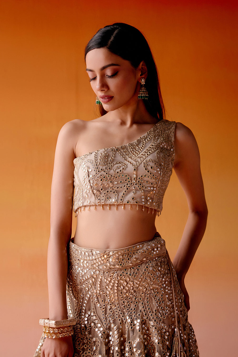 SLIM FIT LEHENGA SET