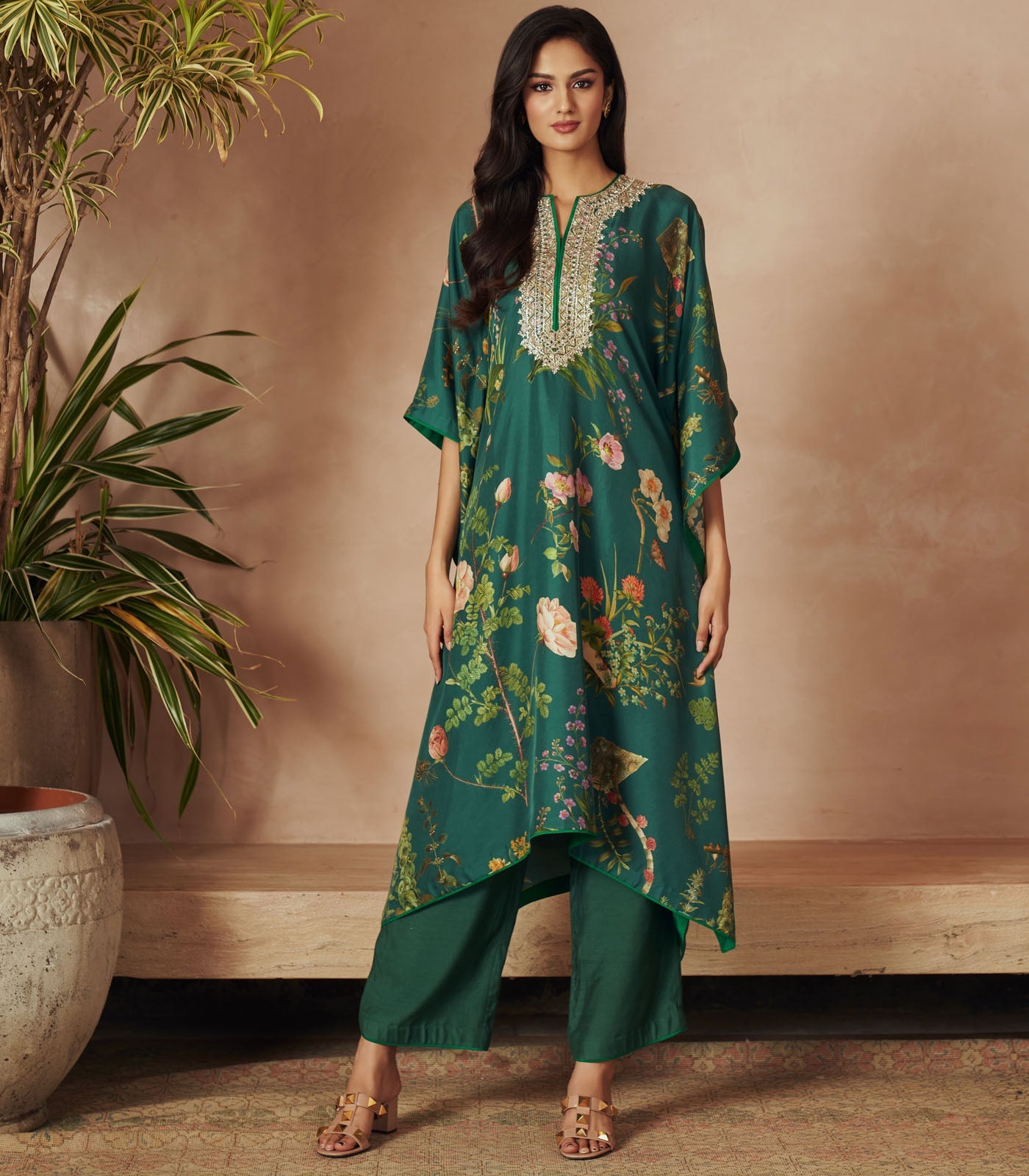 BOTTLE GREEN PRINTED KAFTAN PAIRED WITH PANTS