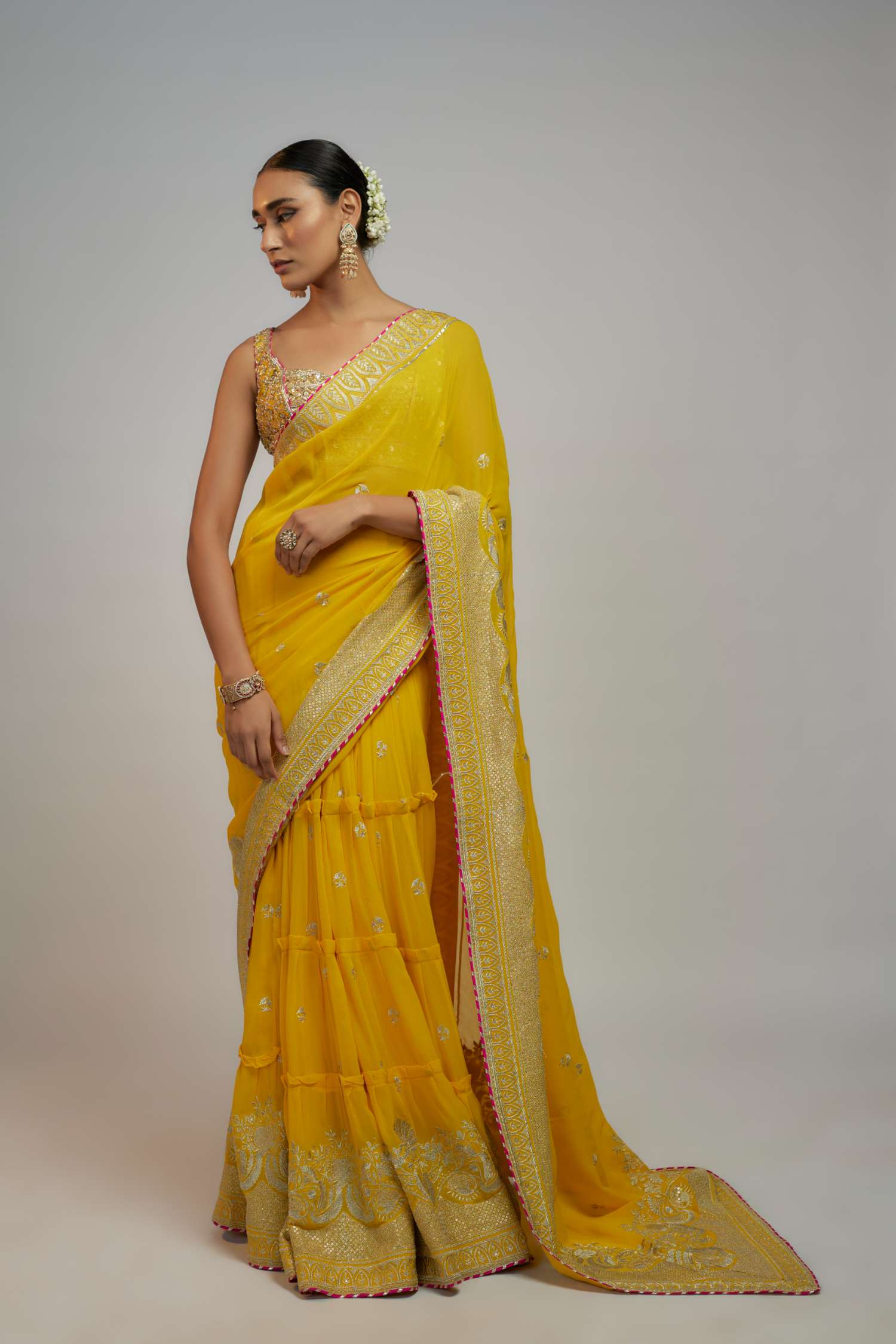 Akanksha Malhotra In Golconda Imroz Saree Set