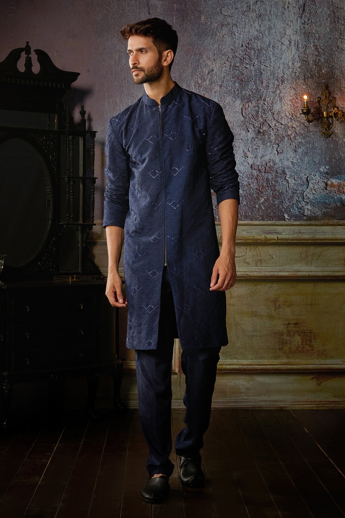 DARK BLUE TEXTURE WITH ARROW EMBROIDERED KURTA WITH SOLID PANTS