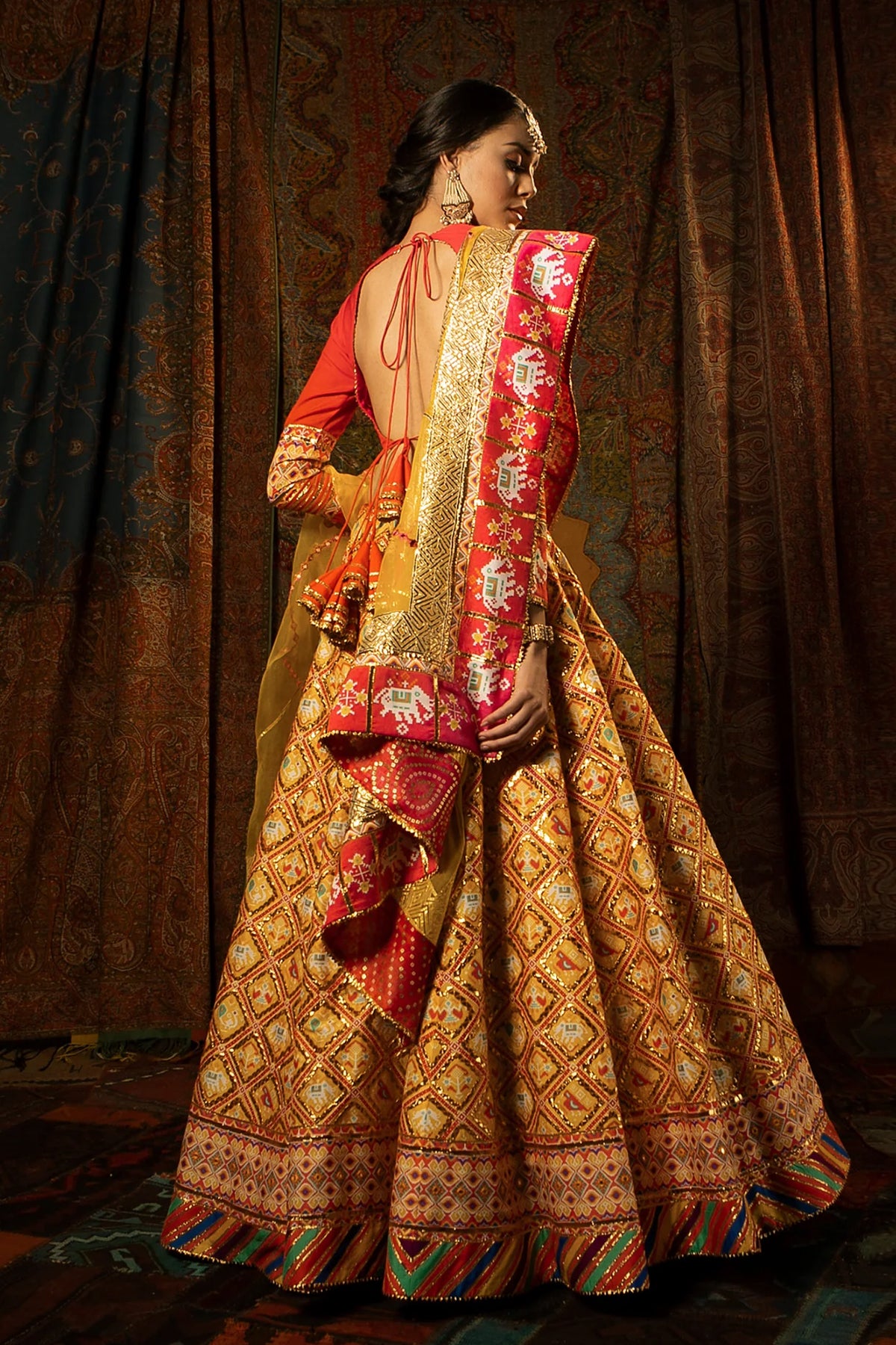 Gul-e-Ashrafi Lehenga