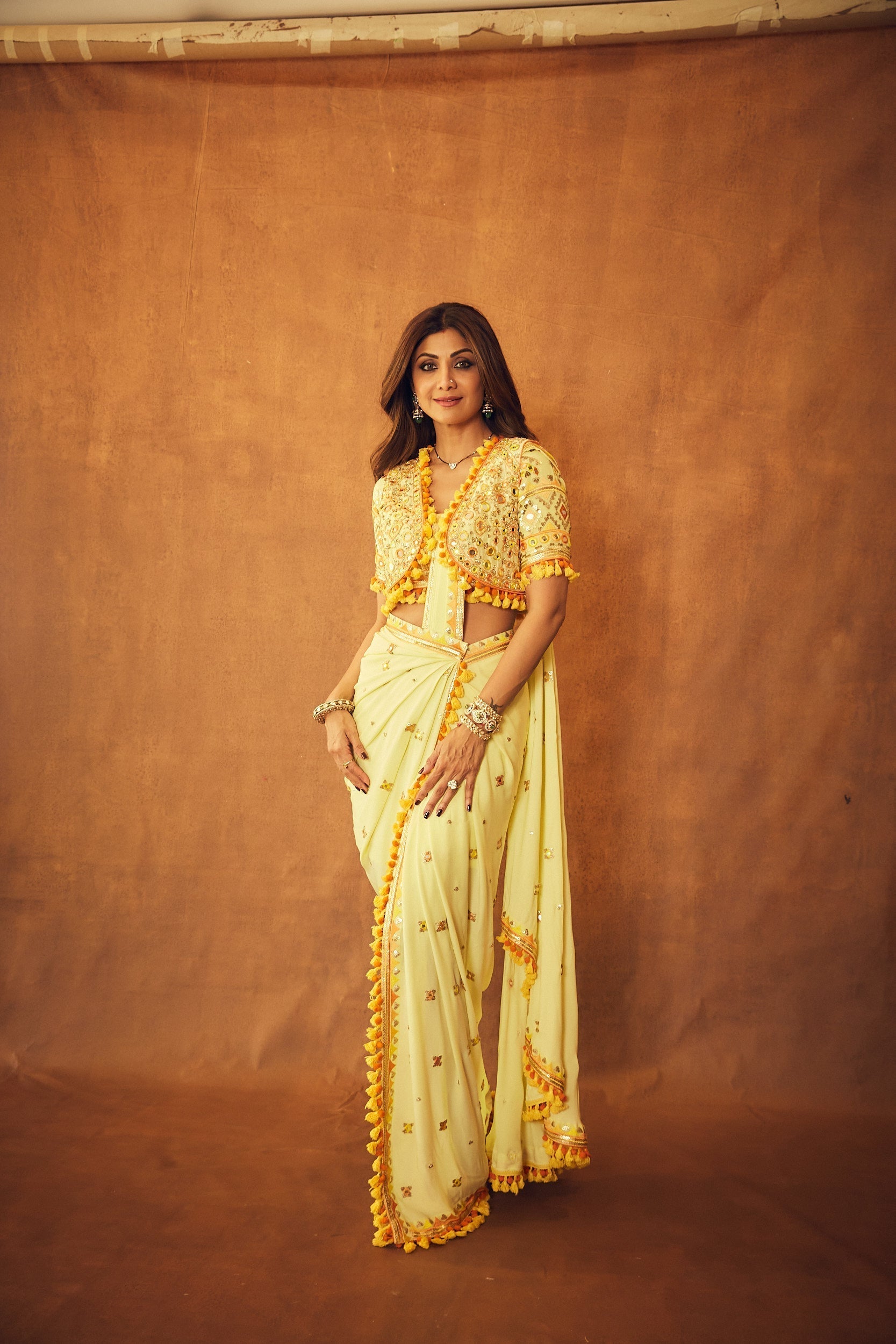 Shilpa Shetty Saree With Bandi