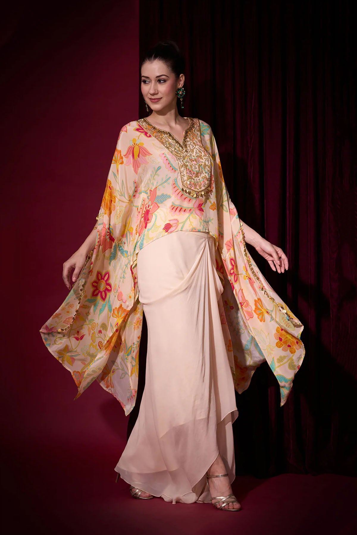CHANDRIKA CAPE SET