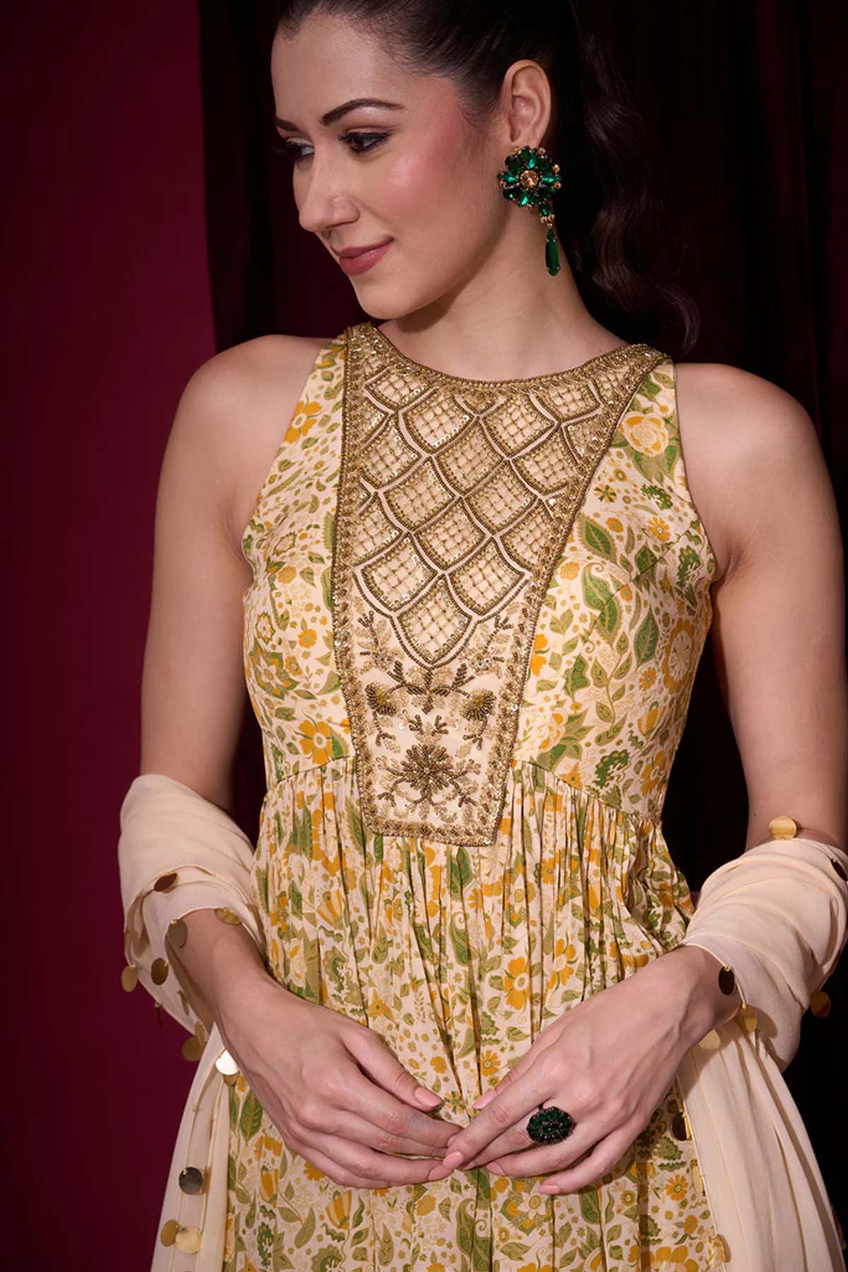 RASIKA GHARARA SET