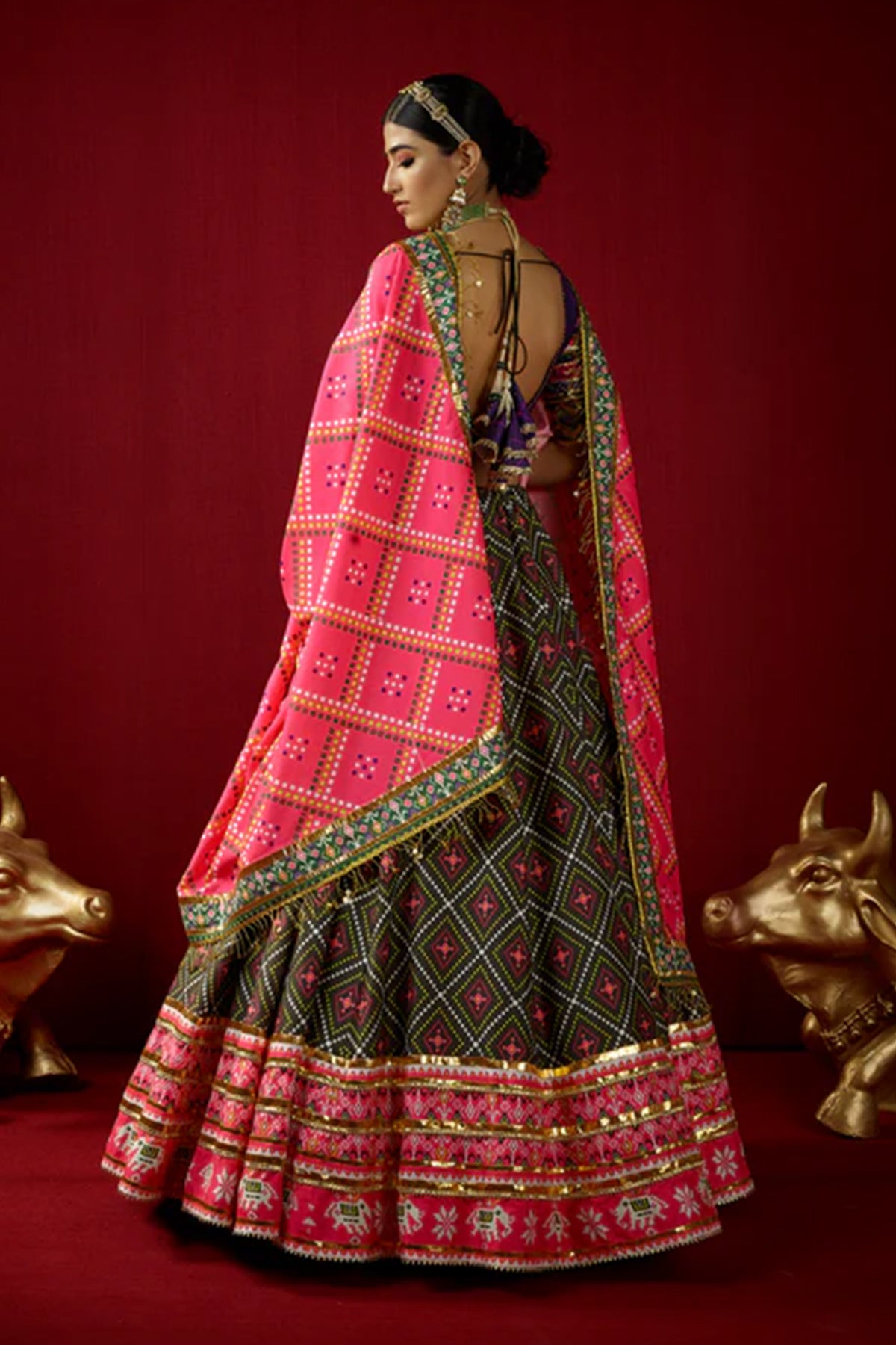 Medika Lehenga