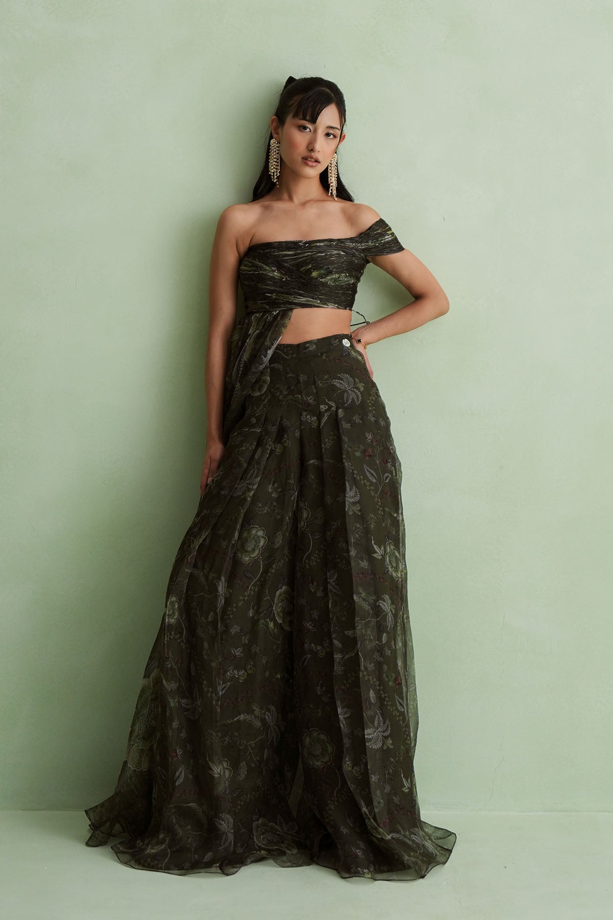 Omera Palazzo Set