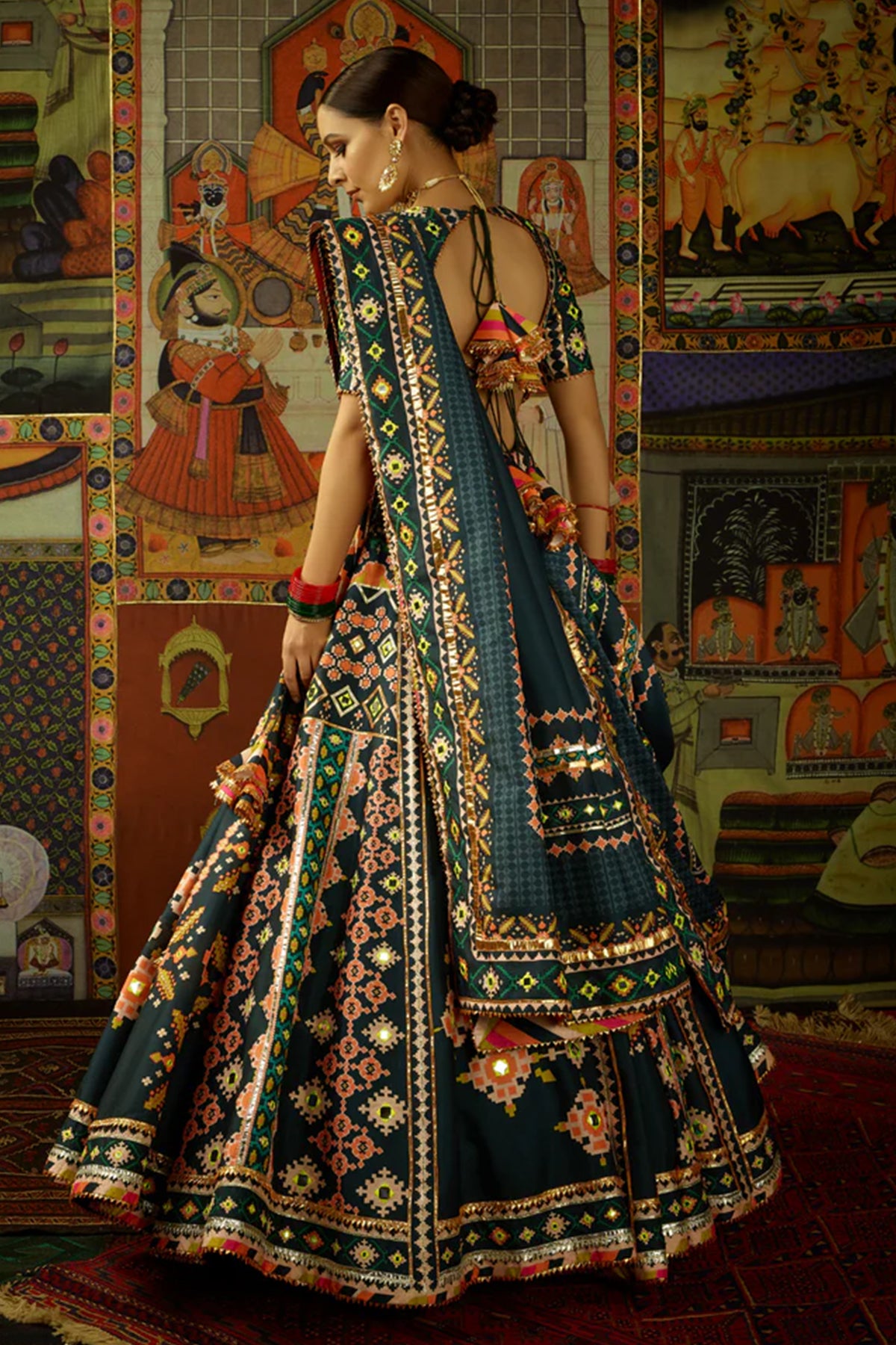 Nisargah Lehenga