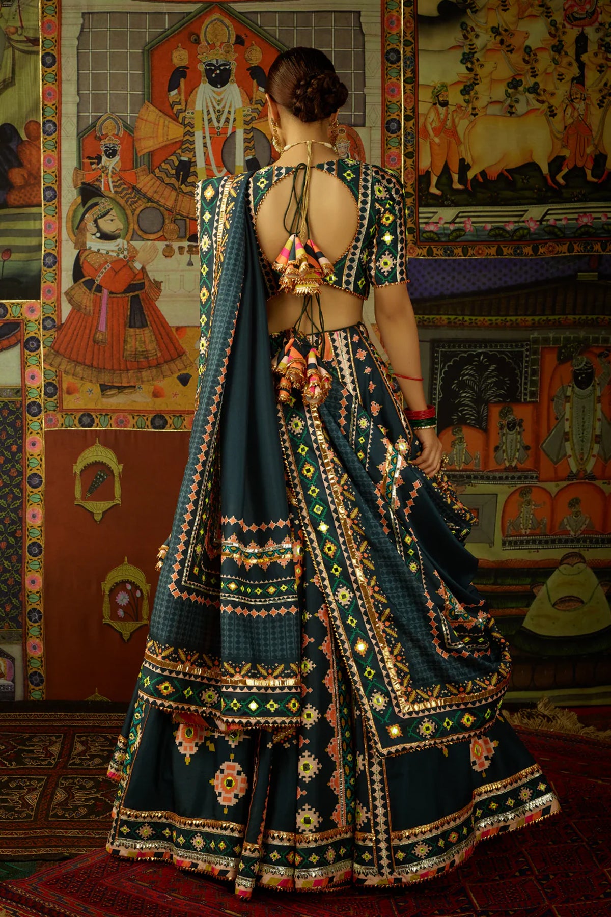 Nisargah Lehenga
