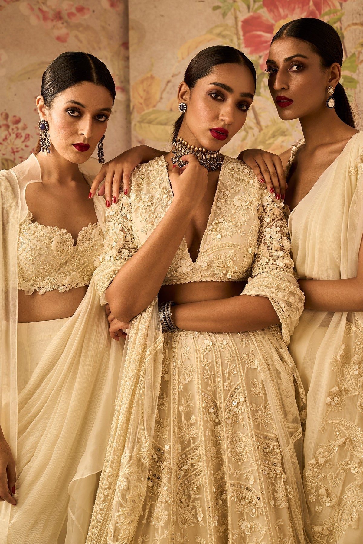 DAINTY SAREE SET