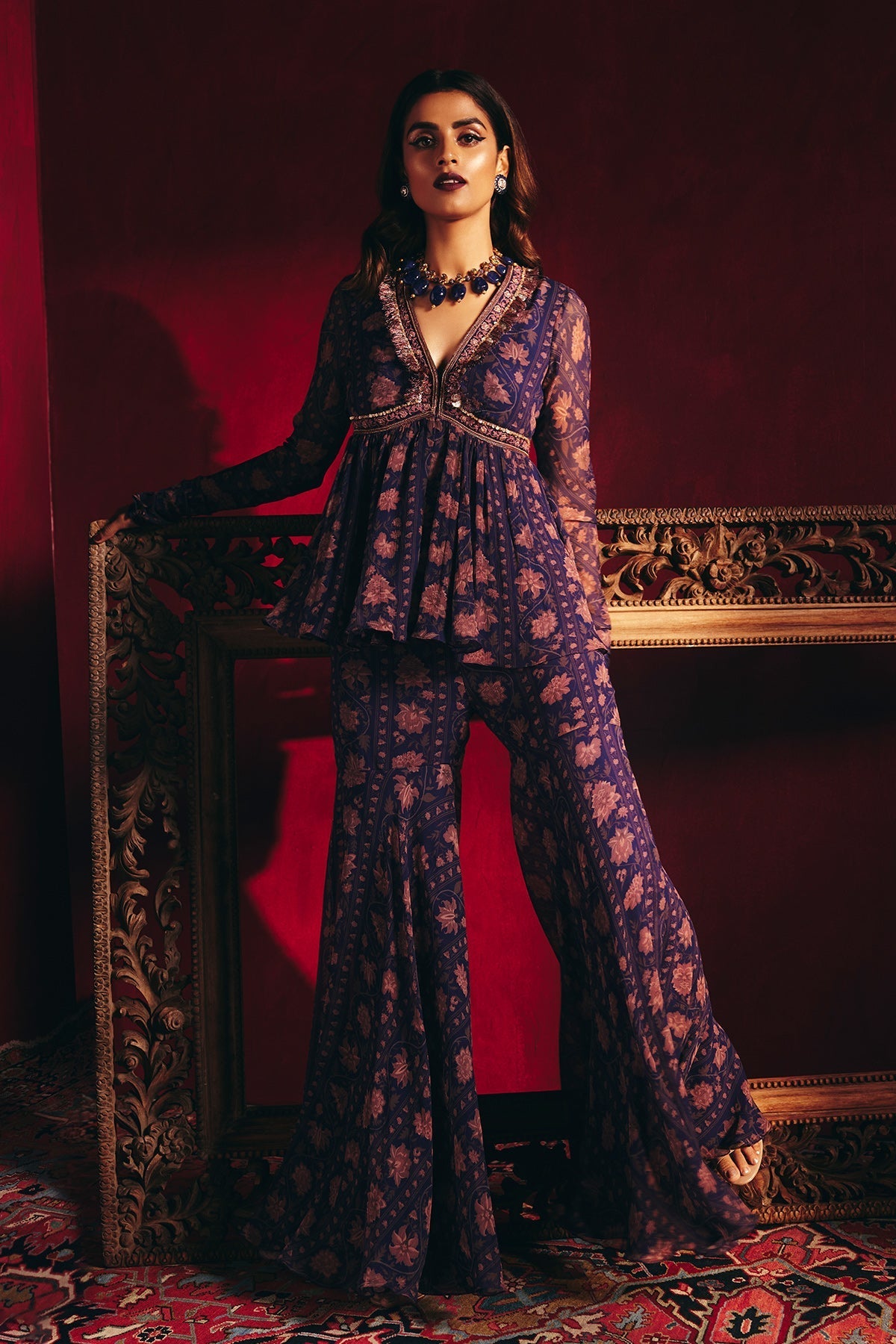 Mrunal Thakur in  Dilek