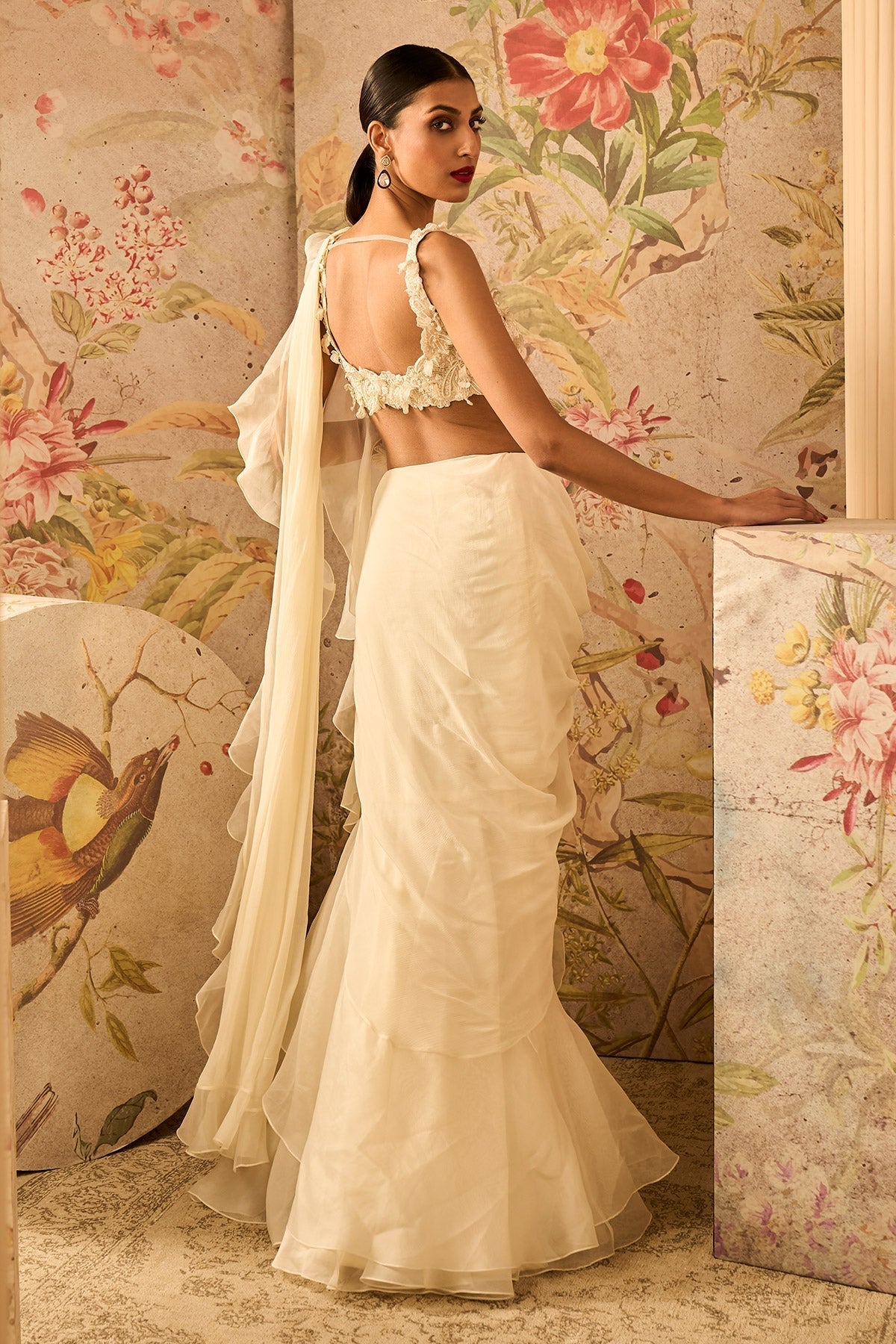 DAINTY SAREE SET