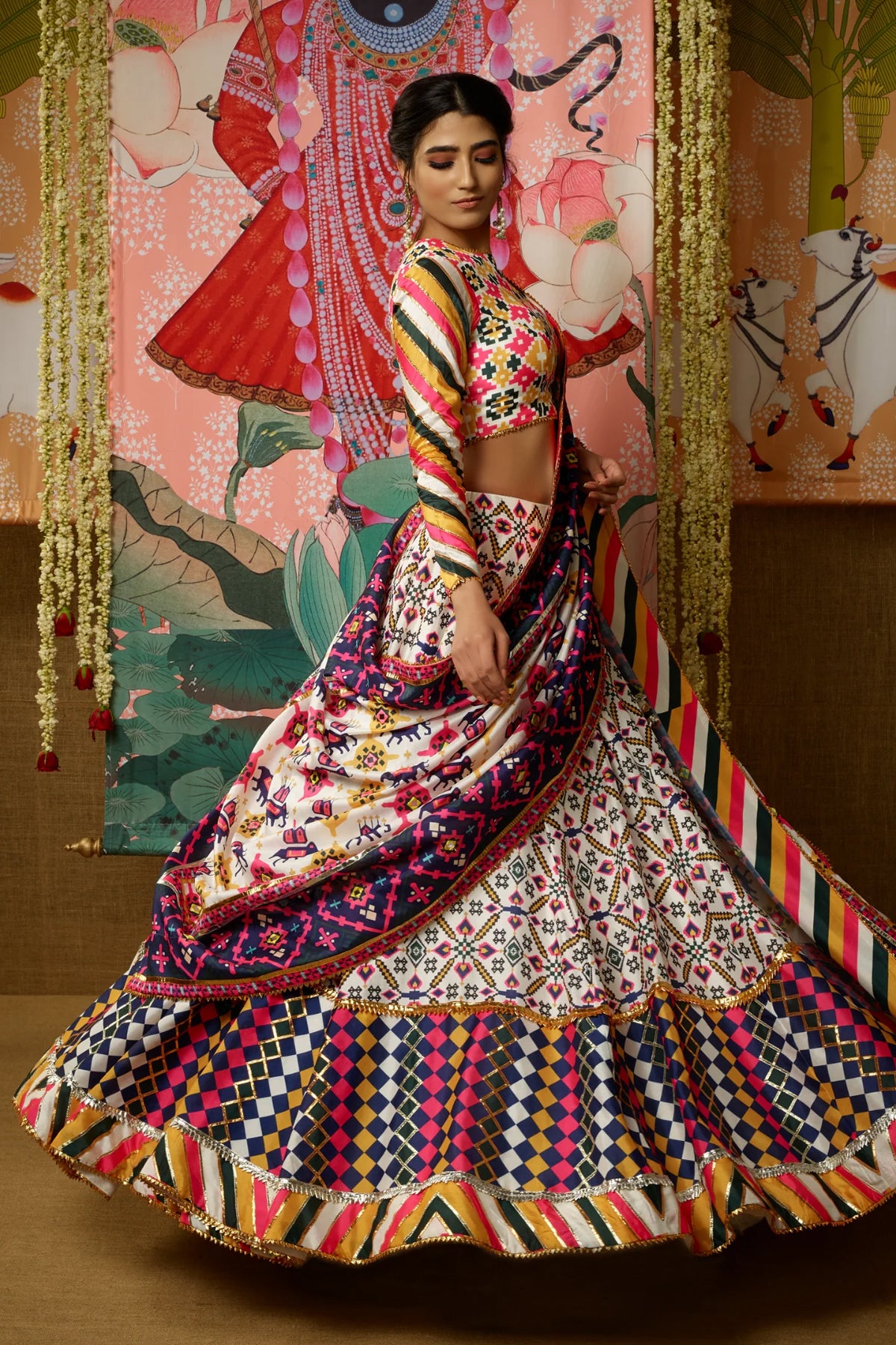 Sarmaya Lehenga
