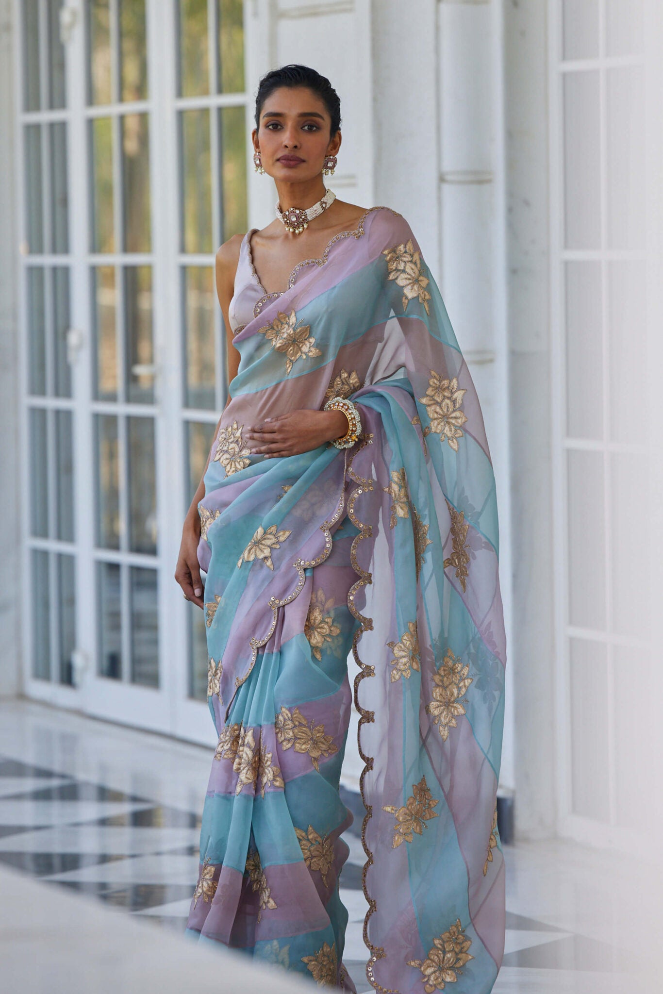 Ash Pink Multicolor Flower Saree Set