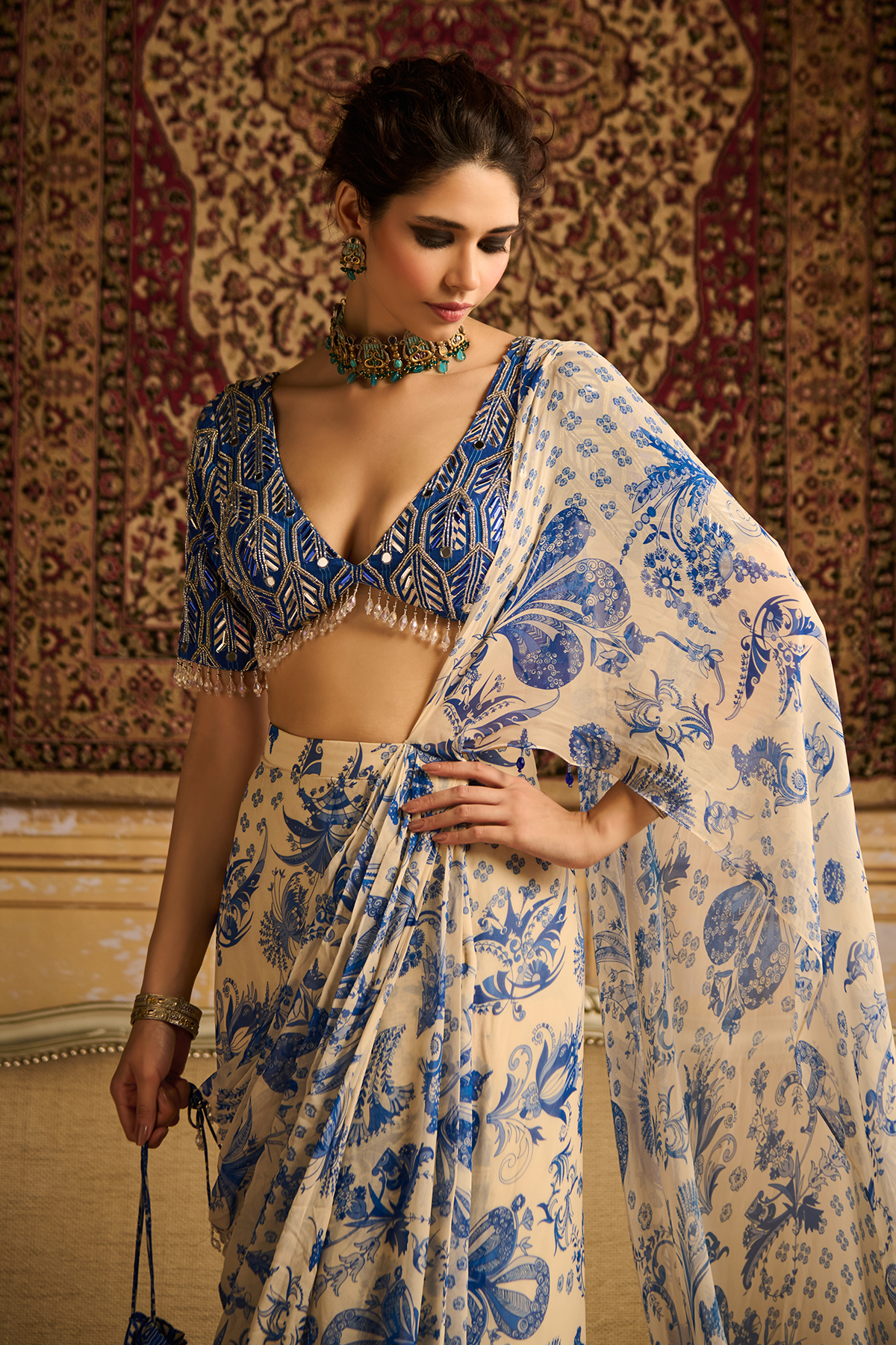 Blue print  highlighted blouse and  saree set