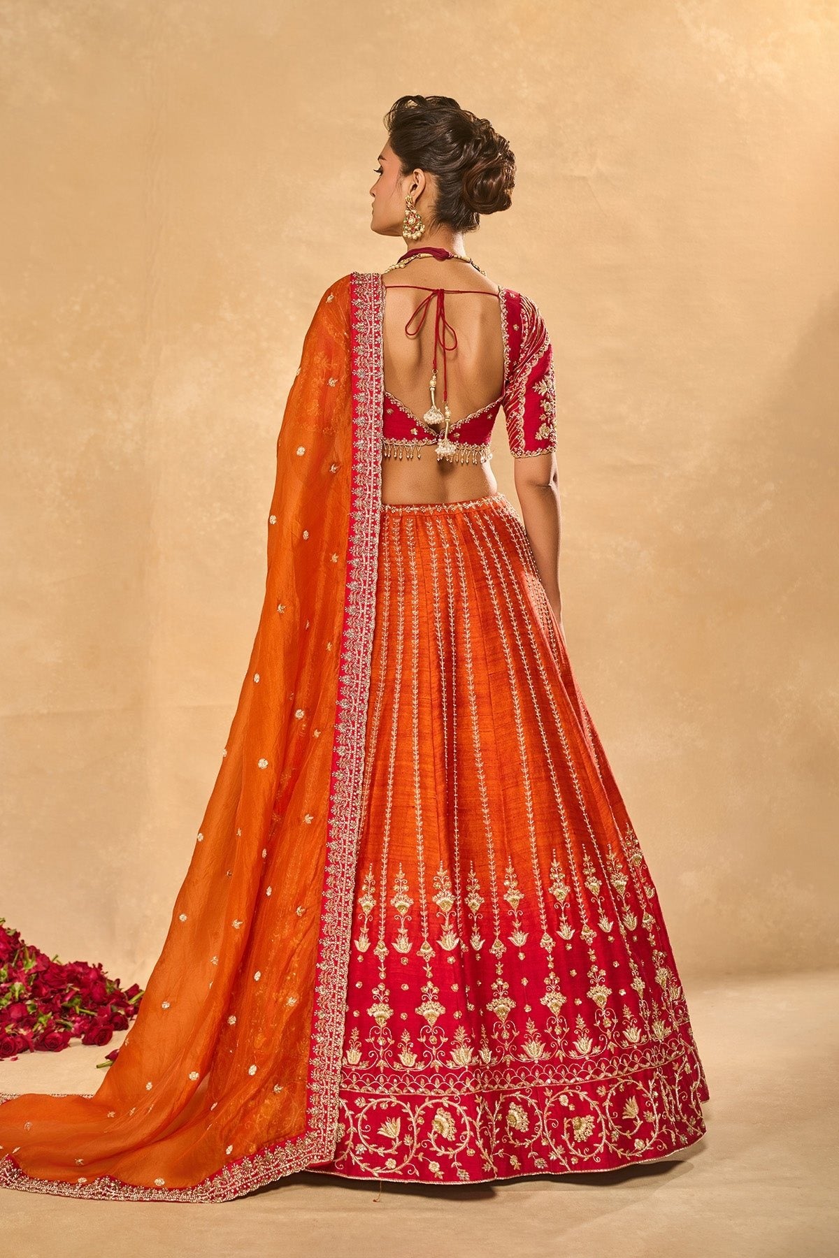 AARIANA LEHENGA