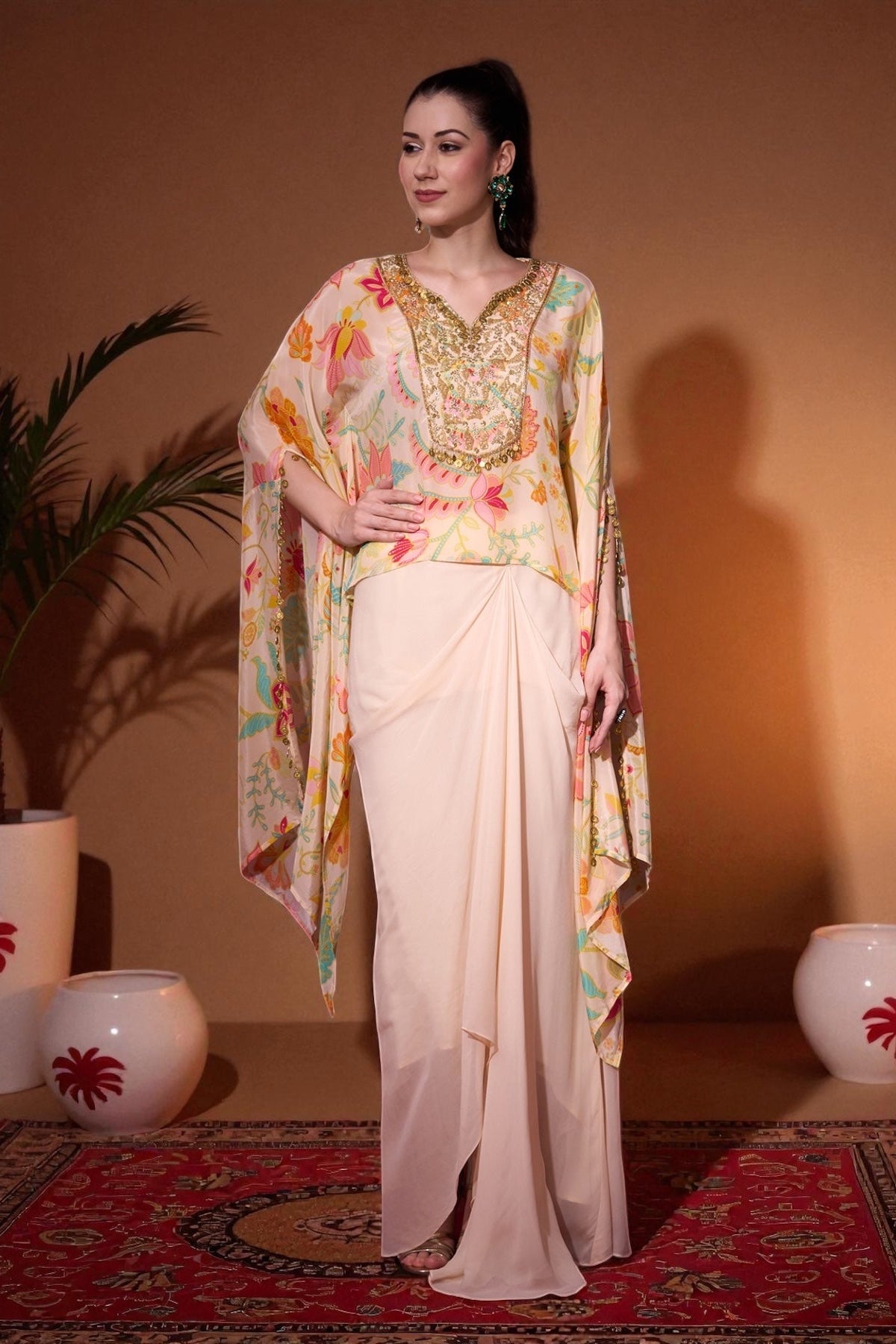 CHANDRIKA CAPE SET