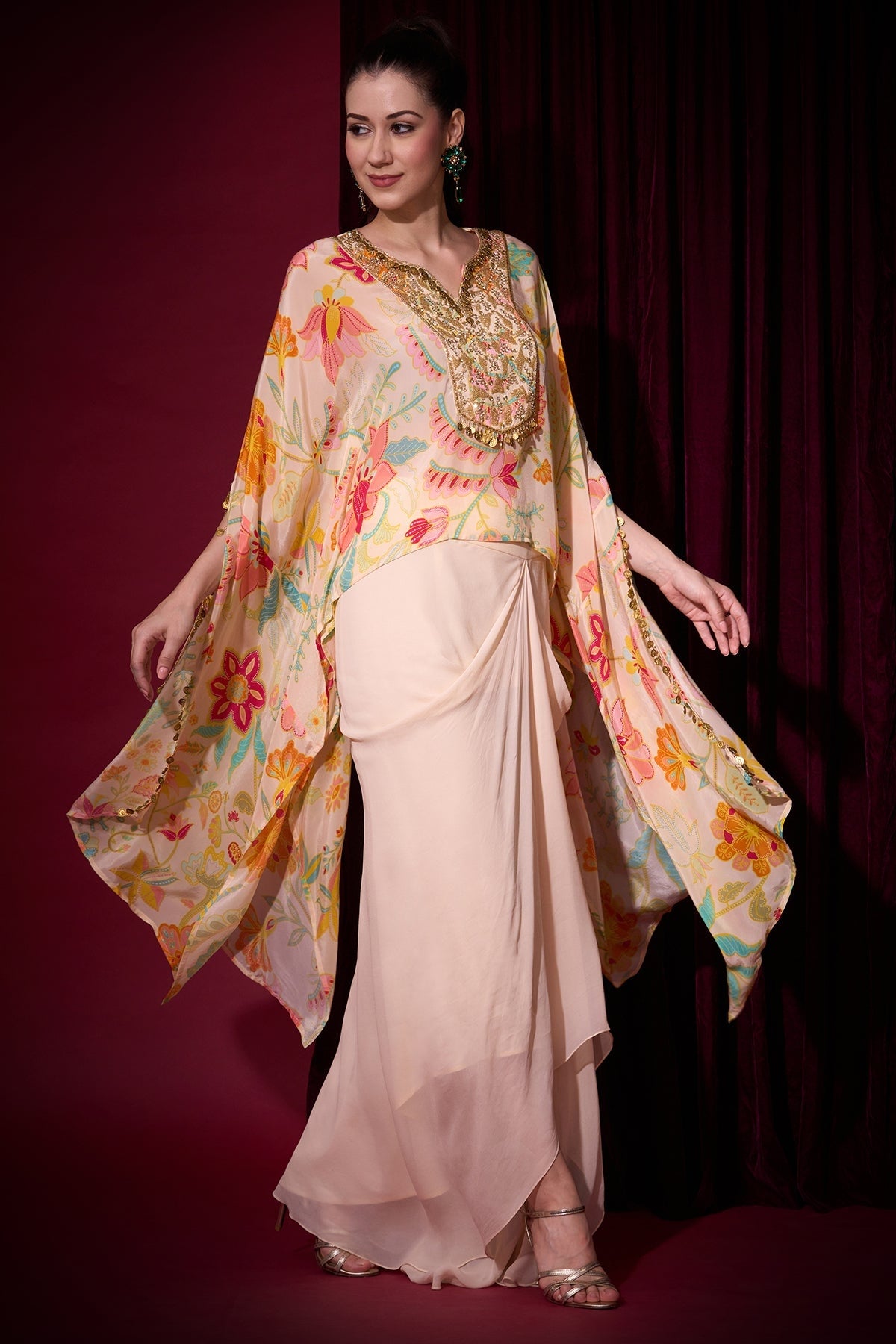 CHANDRIKA CAPE SET