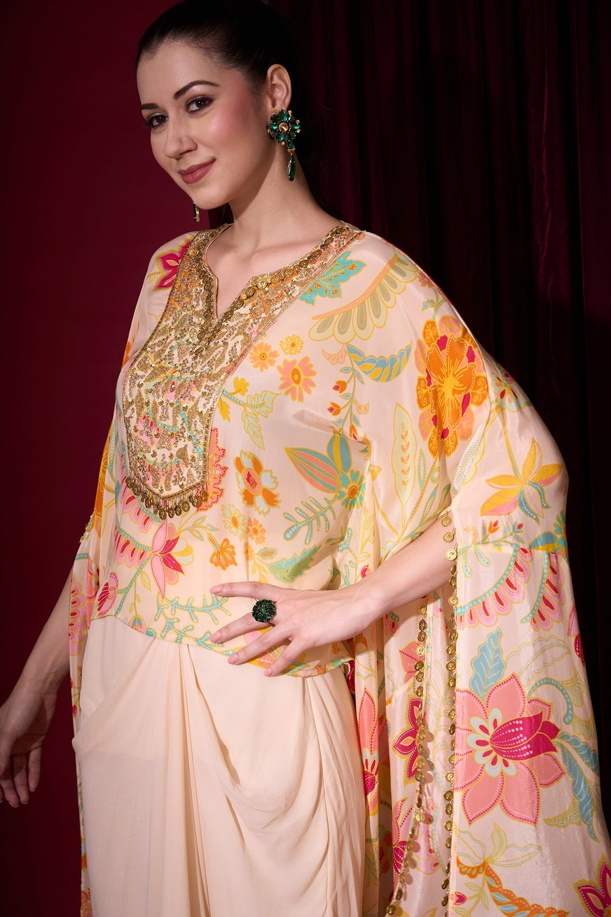 CHANDRIKA CAPE SET