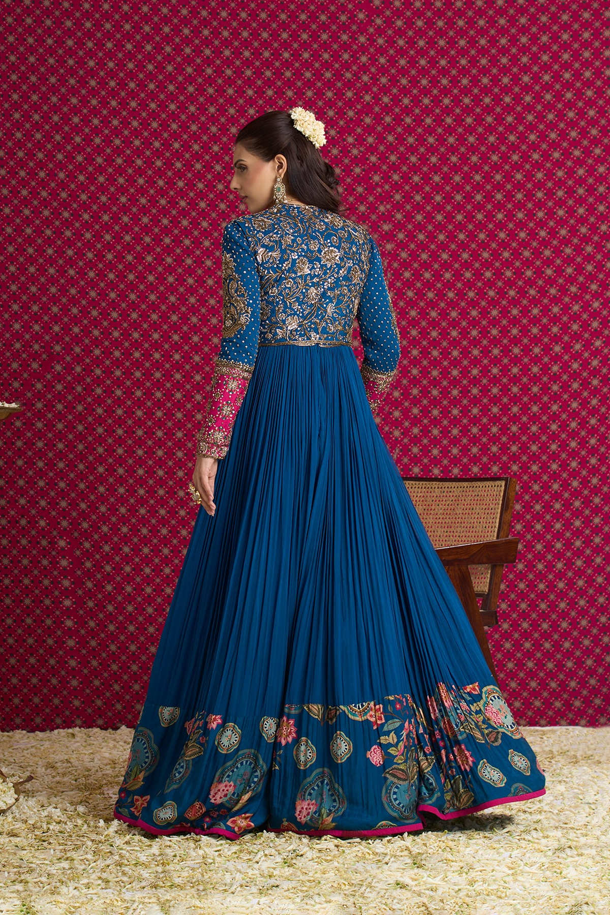 VASANTI ANARKALI