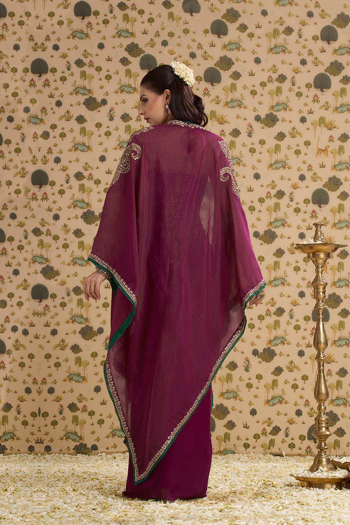 MANJARI CAPE SET